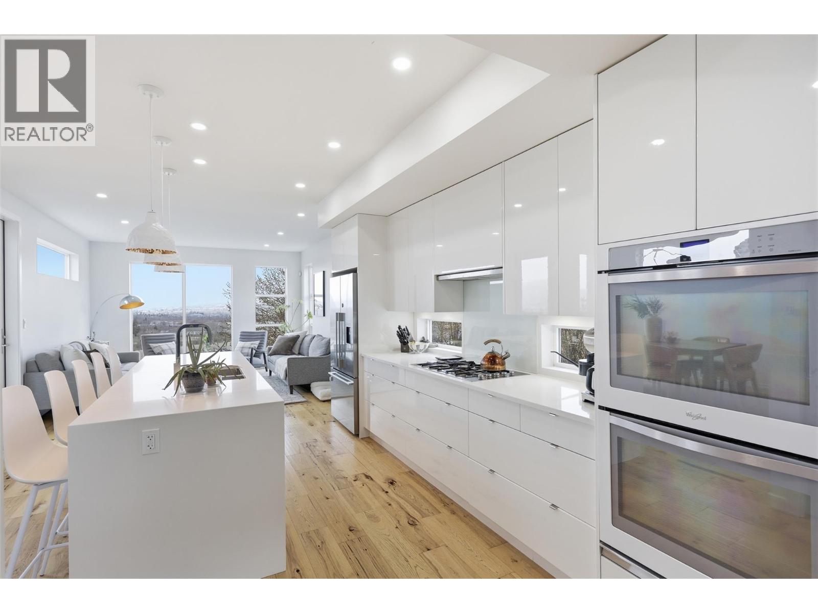 360 St Paul Street W, Kamloops, British Columbia  V2C 1G4 - Photo 7 - 10382952