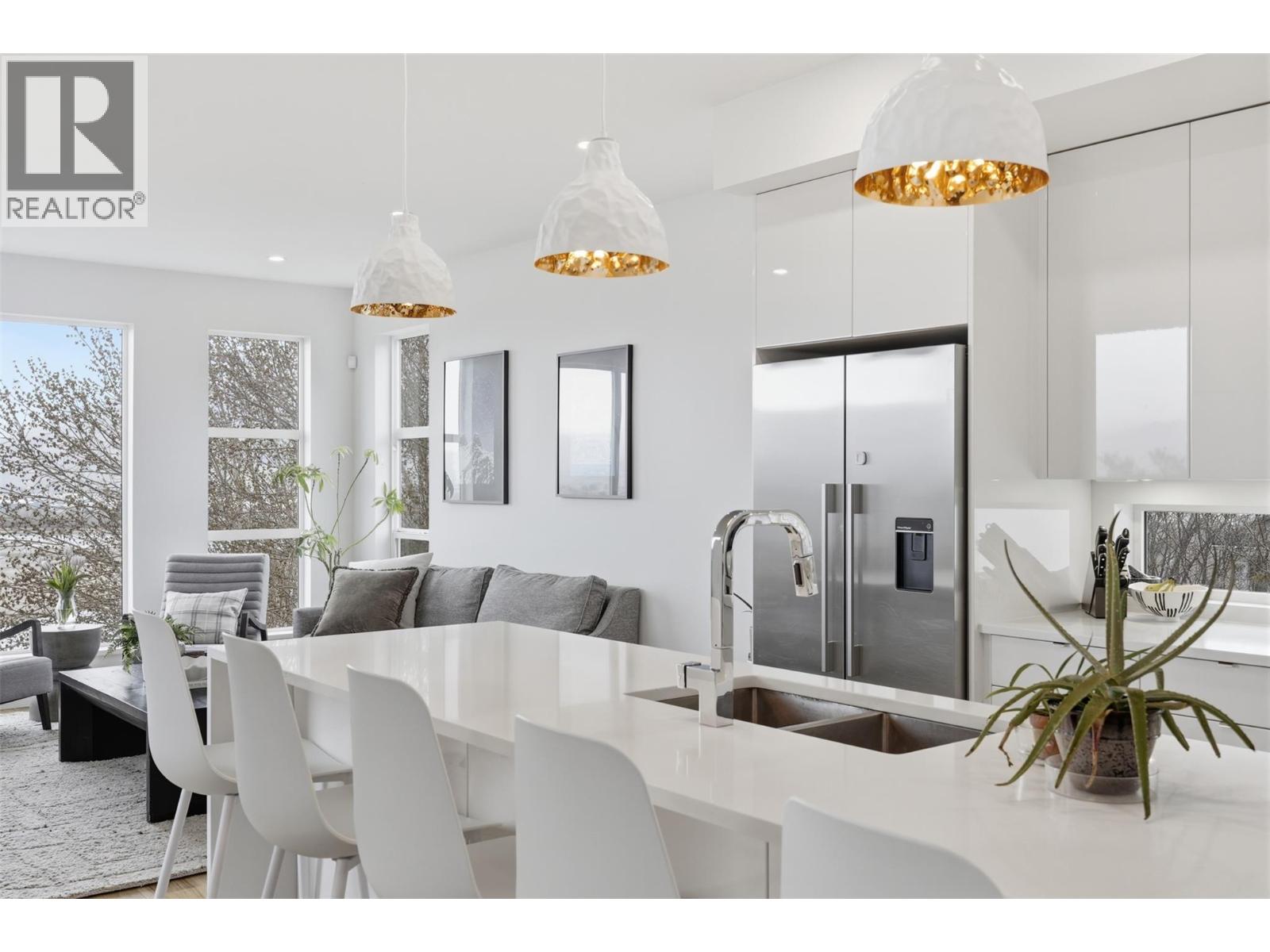 360 St Paul Street W, Kamloops, British Columbia  V2C 1G4 - Photo 9 - 10382952