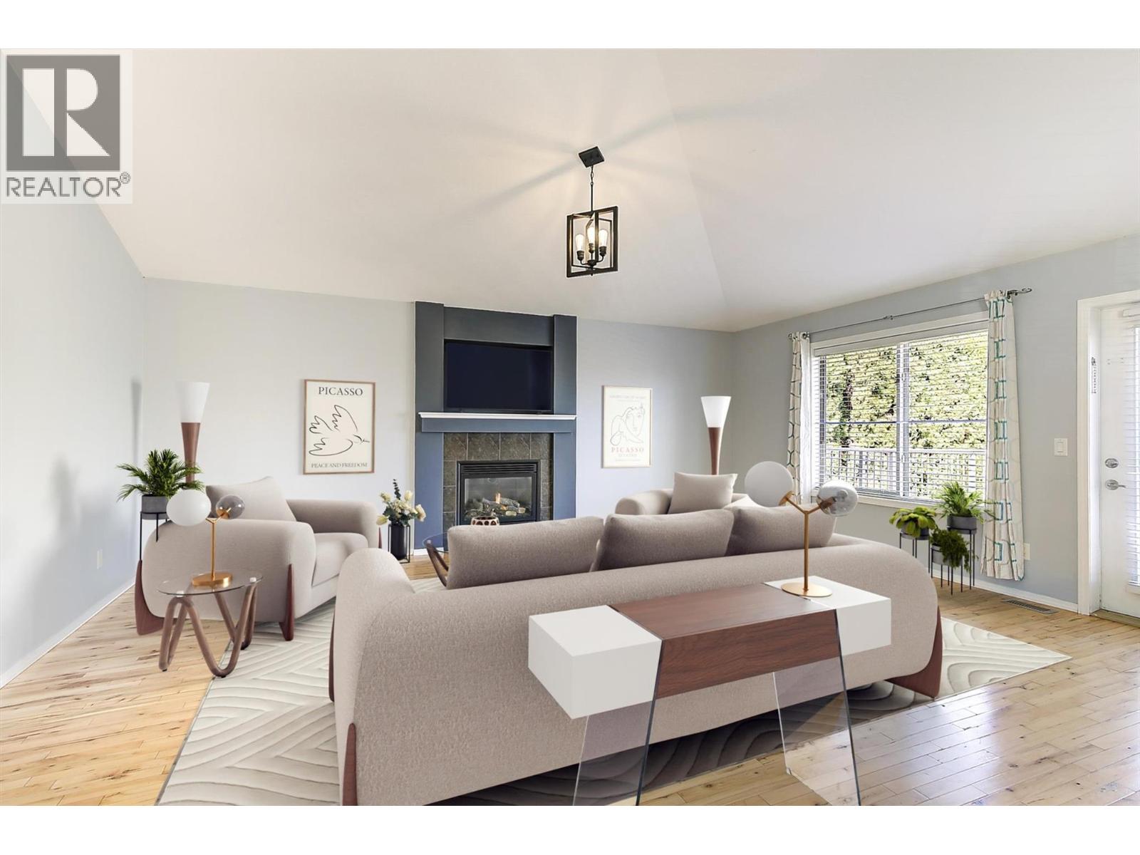 546 South Crest Drive Lot# 1, Kelowna, British Columbia  V1W 4W8 - Photo 3 - 10382911