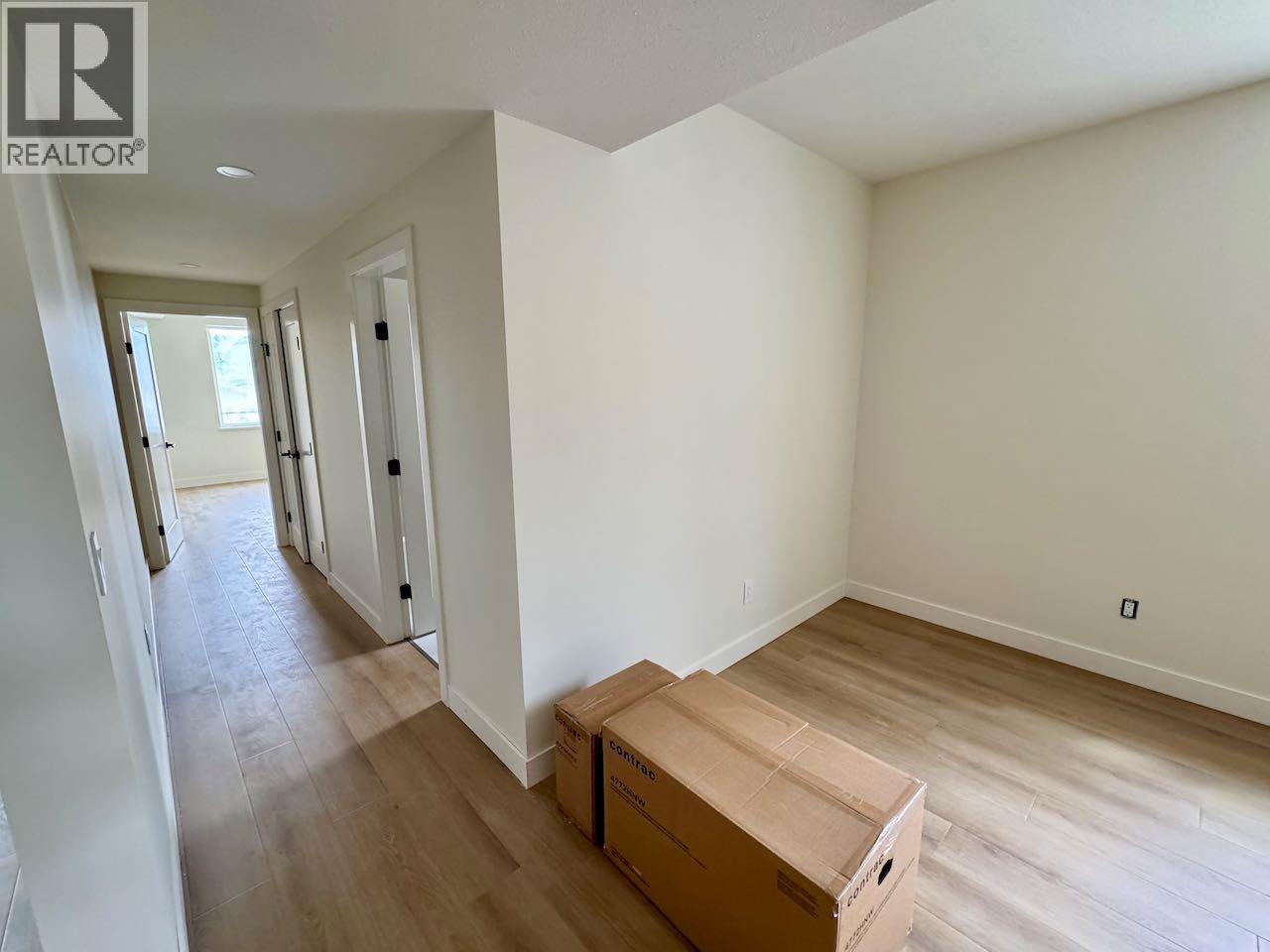 1660 Camas Court, Kamloops, British Columbia  V2E 0E6 - Photo 13 - 10382869