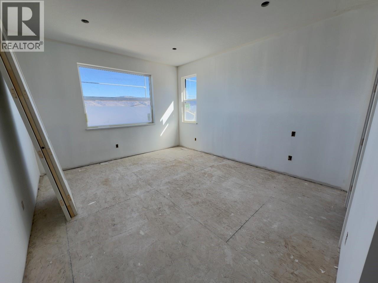 1660 Camas Court, Kamloops, British Columbia  V2E 0E6 - Photo 8 - 10382869