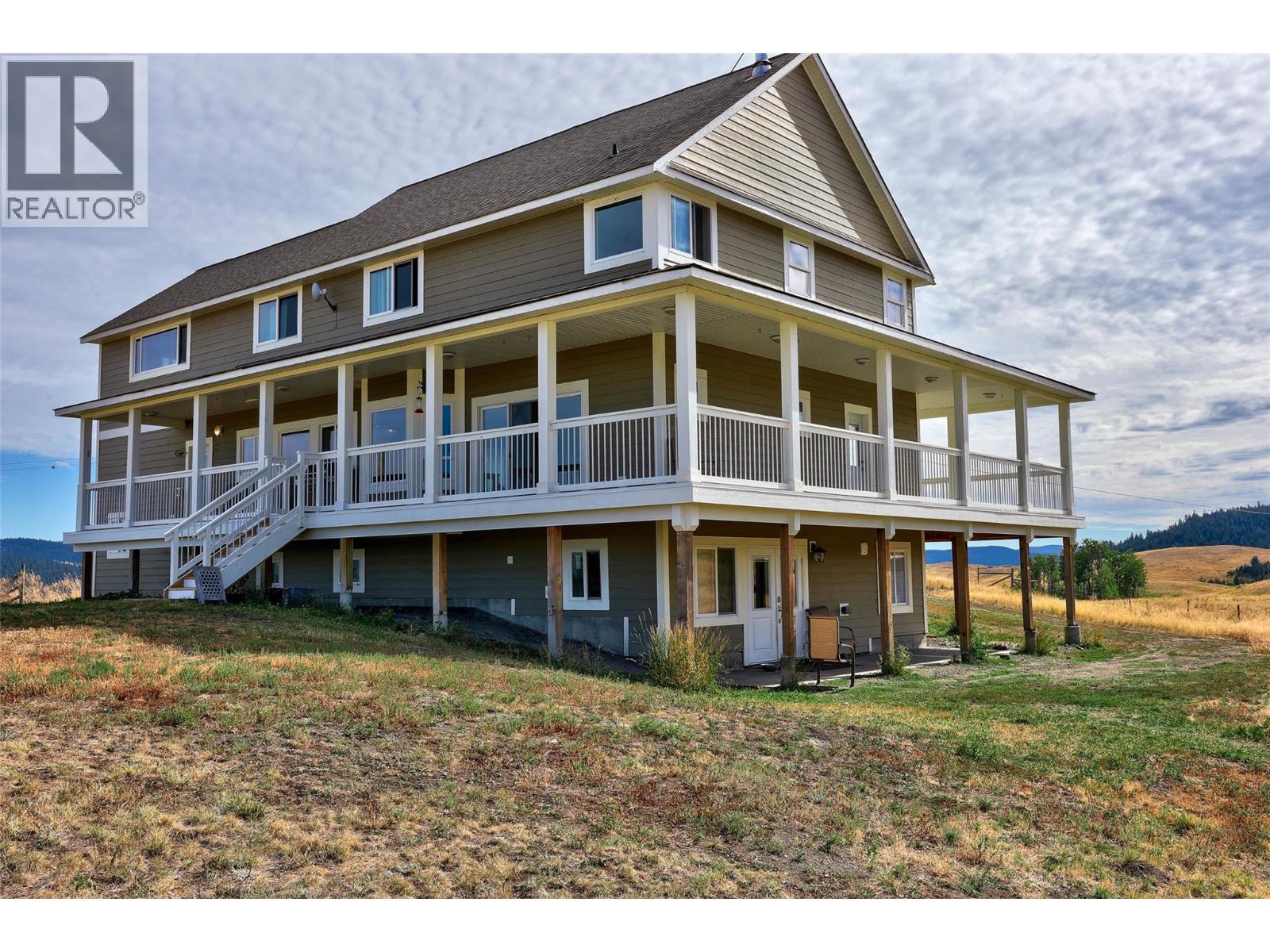 4860 Jackson Road, Kamloops, British Columbia  V2H 1T7 - Photo 2 - 10382778