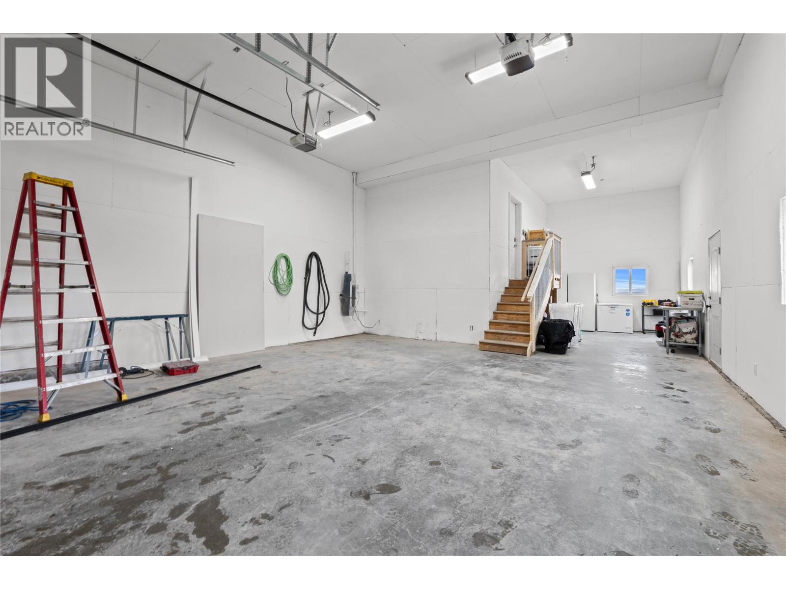 4860 Jackson Road, Kamloops, British Columbia  V2H 1T7 - Photo 54 - 10382778