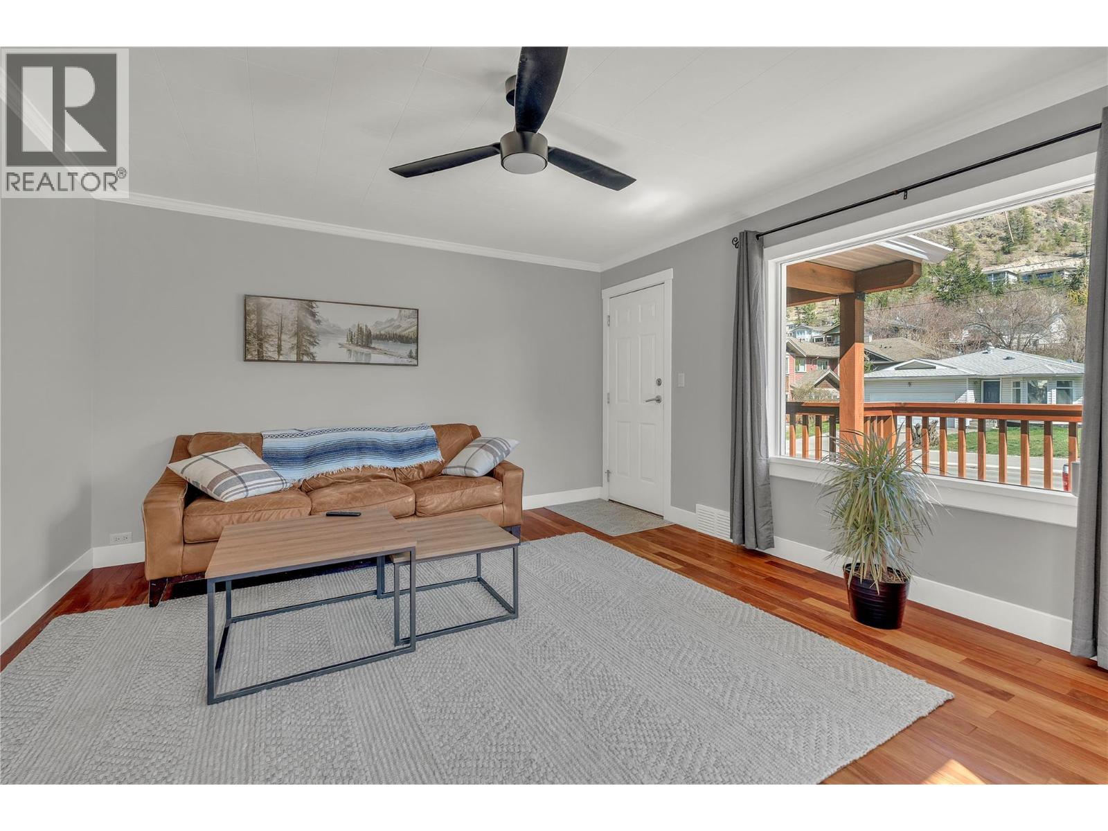 10602 Victoria Road S, Summerland, British Columbia  V0H 1Z2 - Photo 3 - 10382439