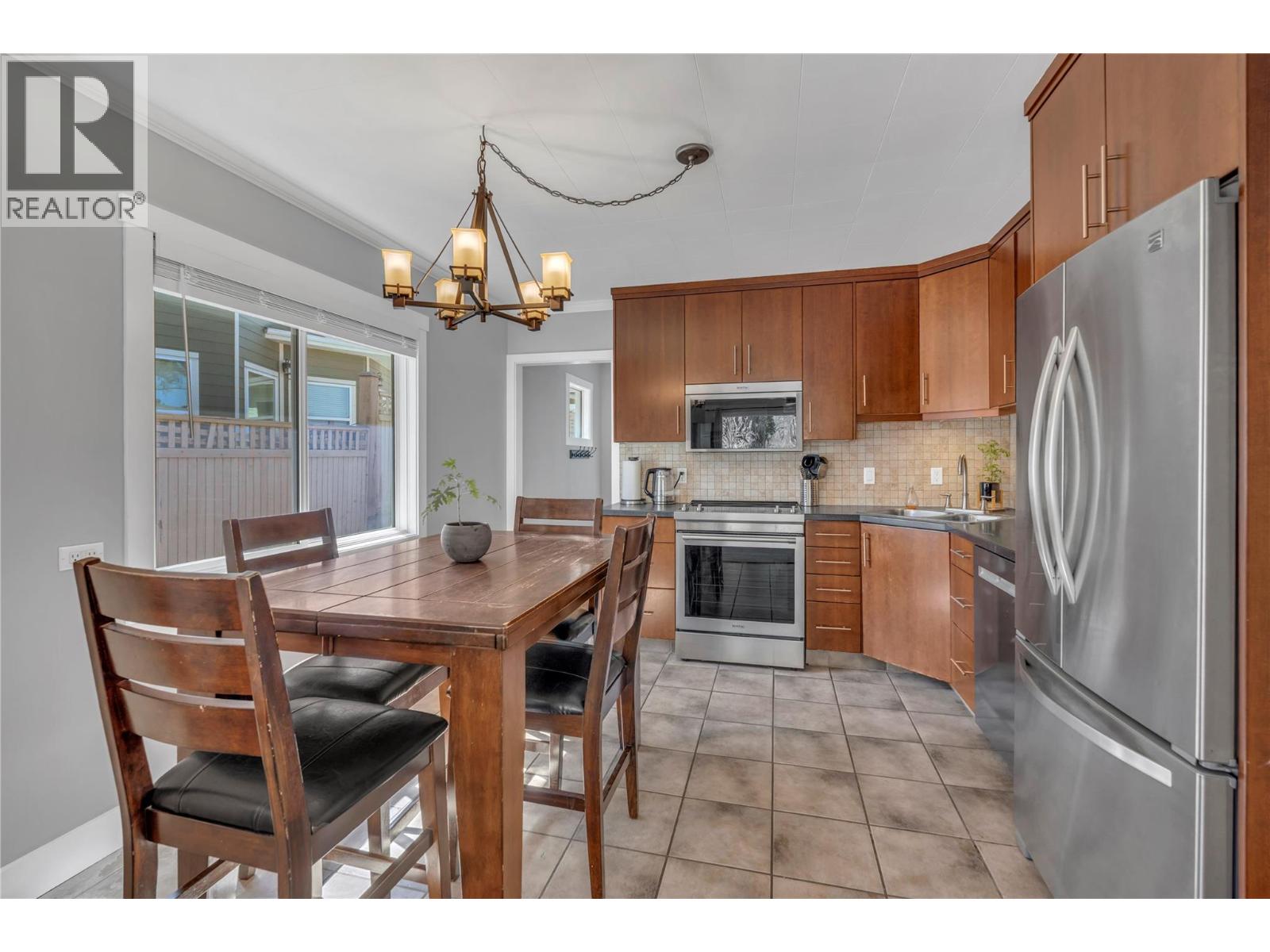 10602 Victoria Road S, Summerland, British Columbia  V0H 1Z2 - Photo 6 - 10382439