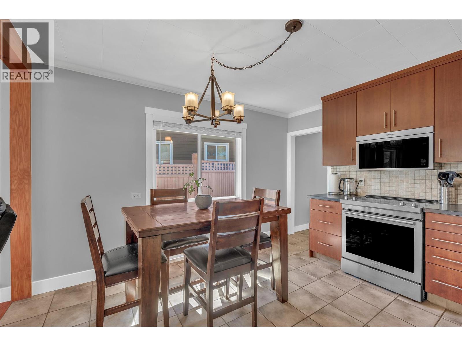 10602 Victoria Road S, Summerland, British Columbia  V0H 1Z2 - Photo 7 - 10382439