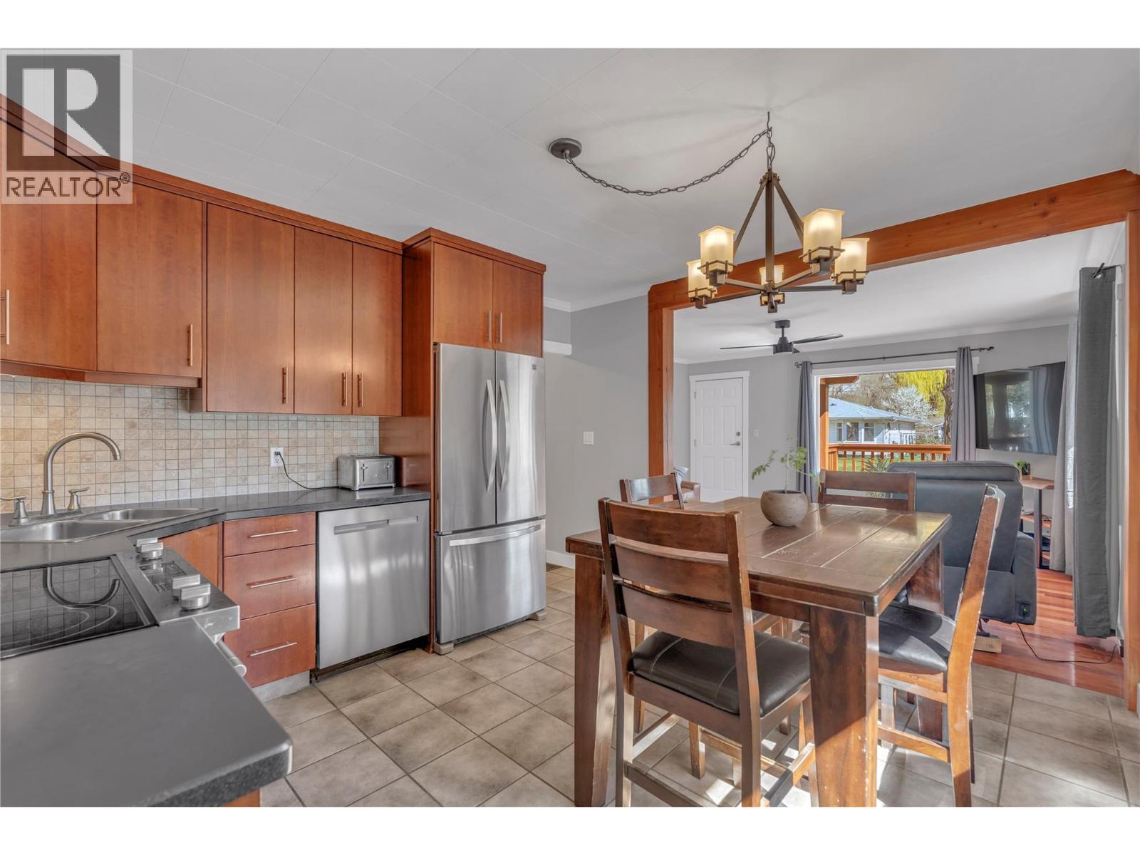 10602 Victoria Road S, Summerland, British Columbia  V0H 1Z2 - Photo 8 - 10382439