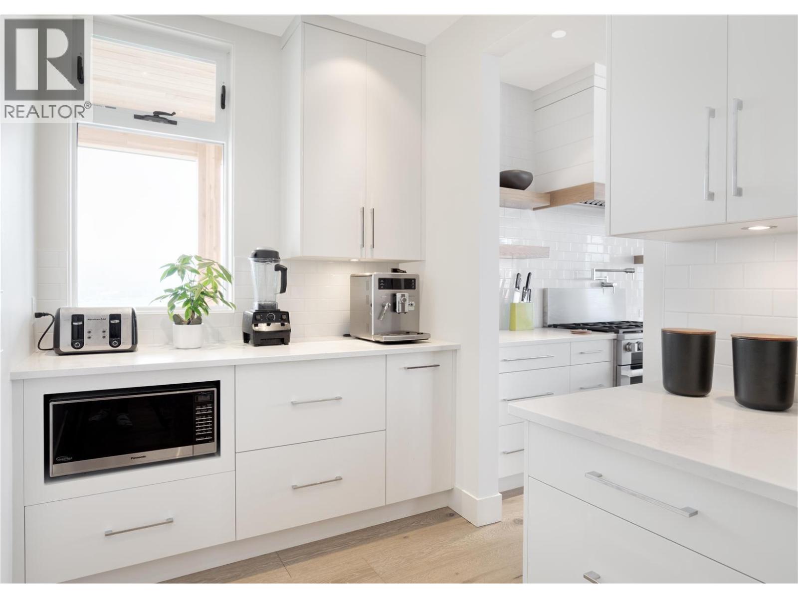 1372 Mine Hill Drive, Kelowna, British Columbia  V1P 1S5 - Photo 10 - 10382990