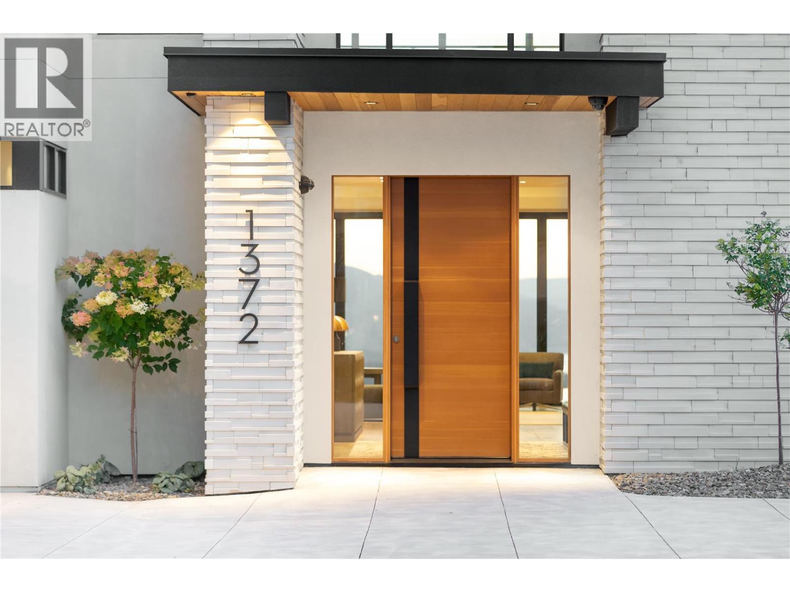 1372 Mine Hill Drive, Kelowna, British Columbia  V1P 1S5 - Photo 4 - 10382990