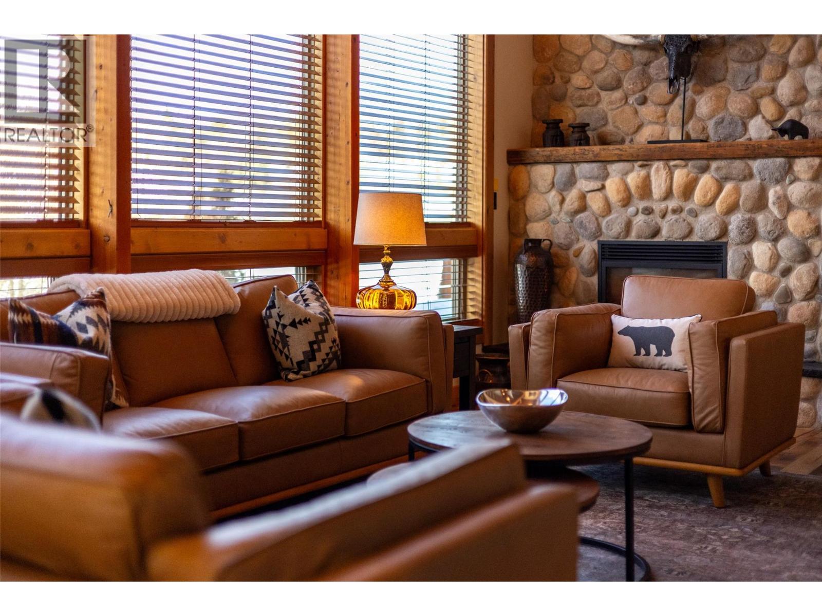 4061 Hill Road, Fernie, British Columbia  V0B 1M4 - Photo 1 - 10382708