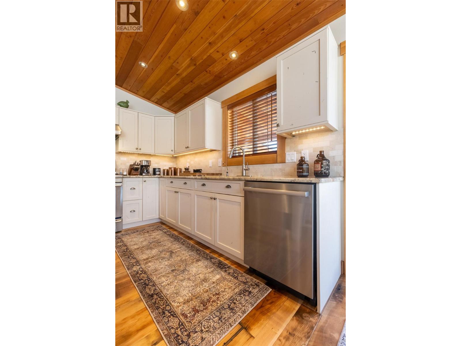 4061 Hill Road, Fernie, British Columbia  V0B 1M4 - Photo 15 - 10382708