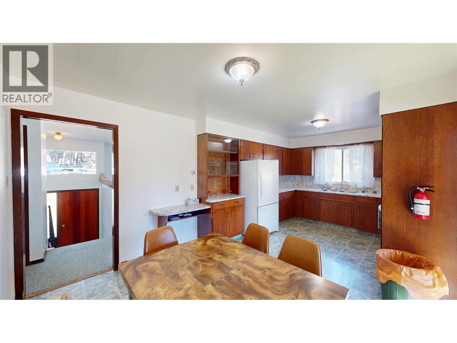 276 Cross Road N, Cranbrook, British Columbia  V1C 6W6 - Photo 13 - 10381523