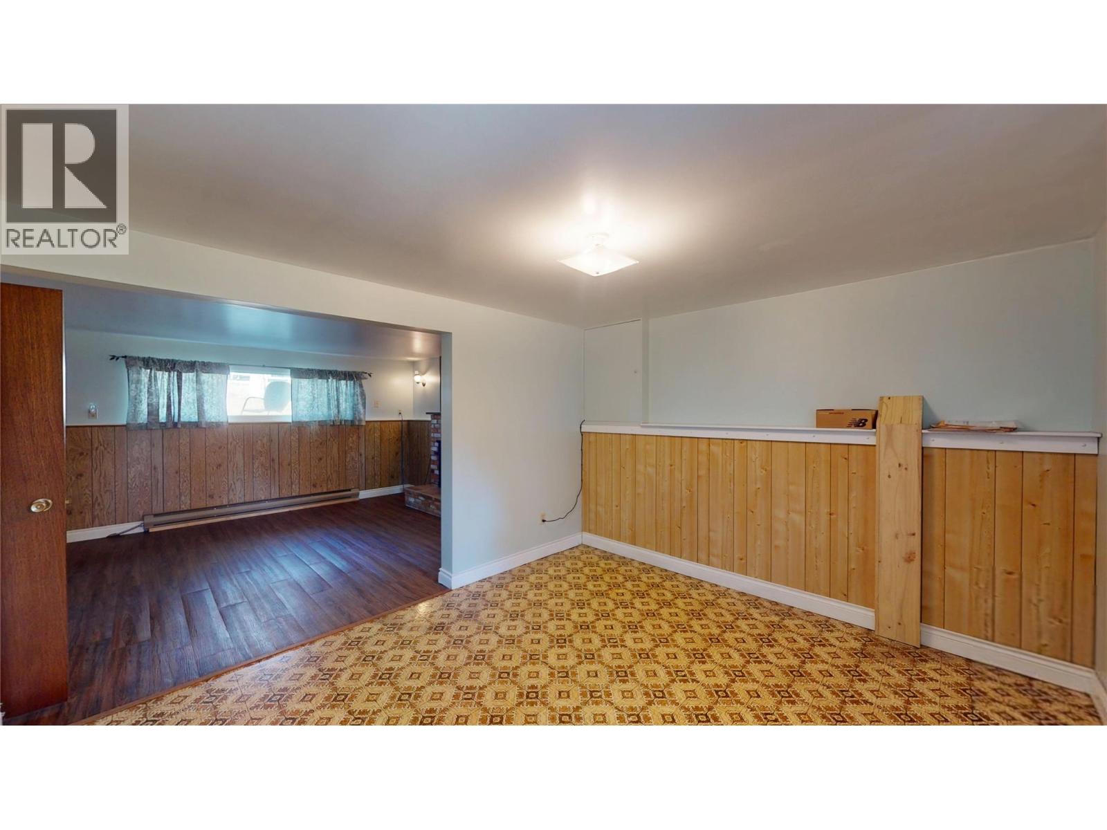 276 Cross Road N, Cranbrook, British Columbia  V1C 6W6 - Photo 28 - 10381523