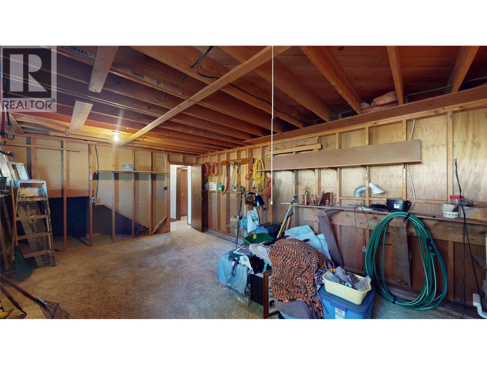 276 Cross Road N, Cranbrook, British Columbia  V1C 6W6 - Photo 37 - 10381523