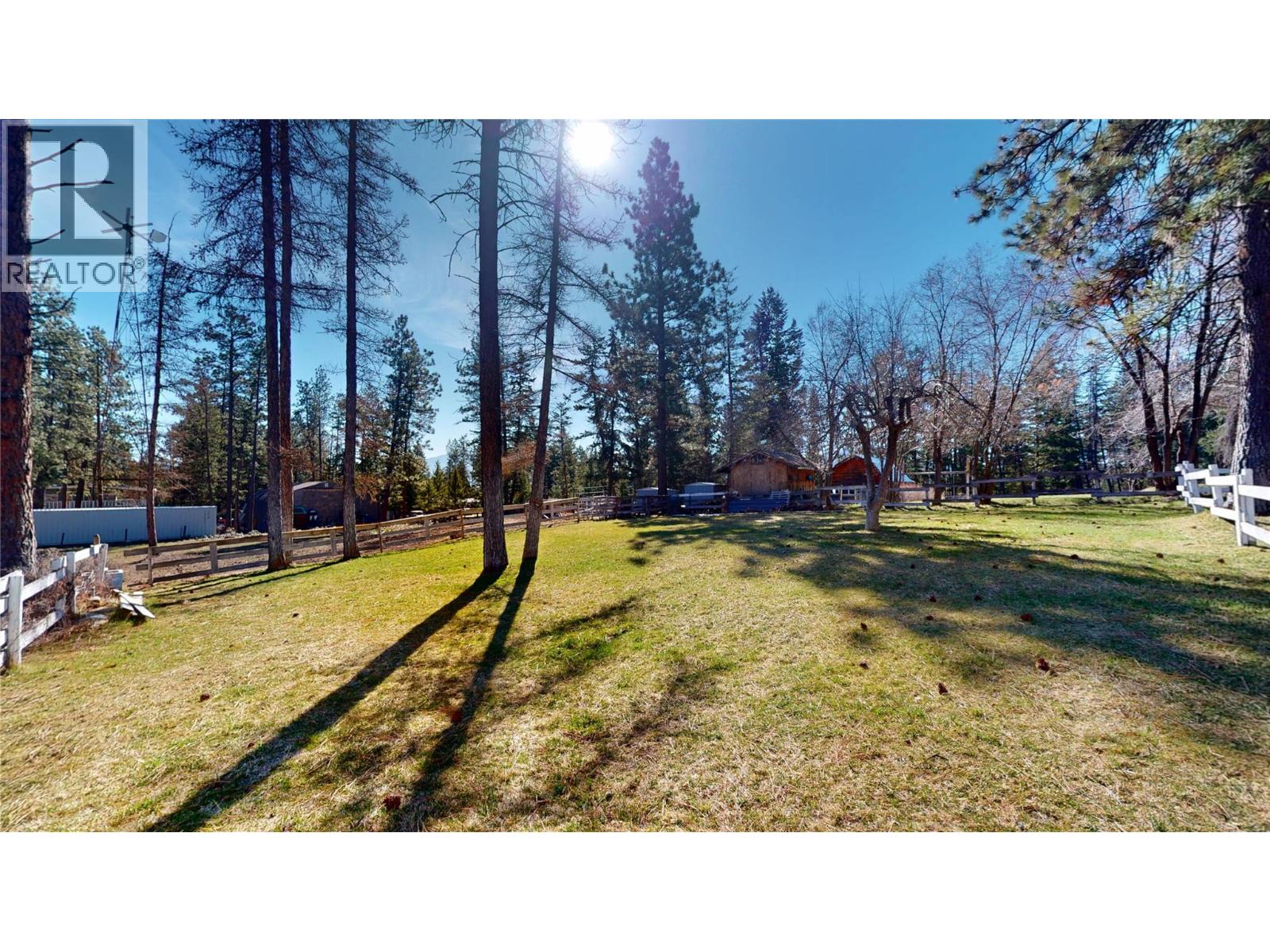 276 Cross Road N, Cranbrook, British Columbia  V1C 6W6 - Photo 38 - 10381523