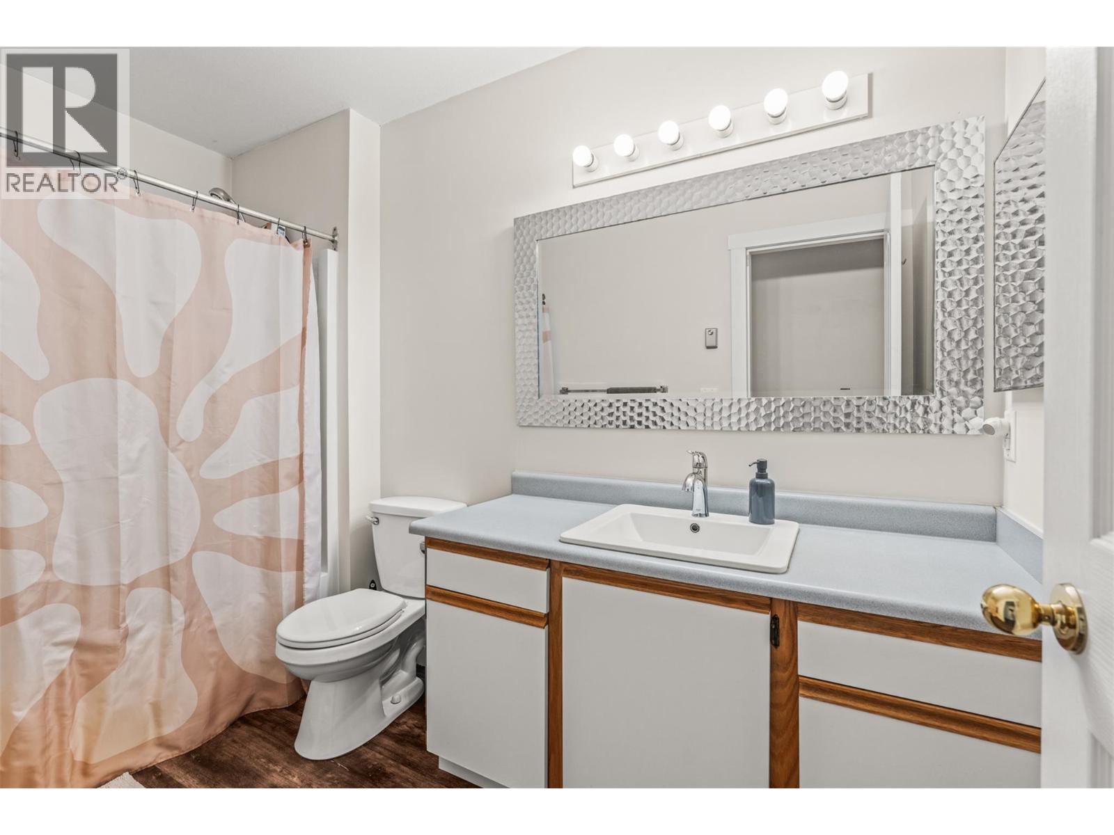 1041 Middleton Way Unit# 204, Vernon, British Columbia  V1B 2N3 - Photo 14 - 10383023