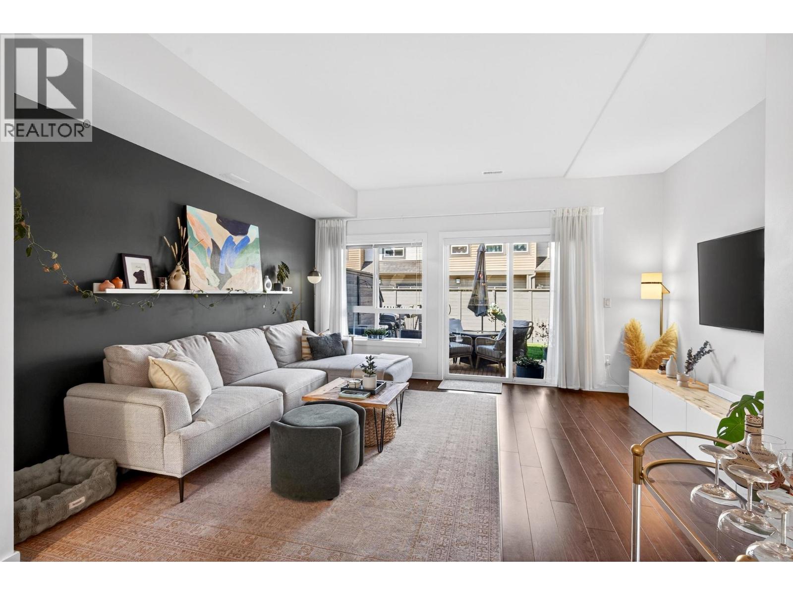 680 Old Meadows Road Unit# 33, Kelowna, British Columbia  V1W 5L4 - Photo 1 - 10383007