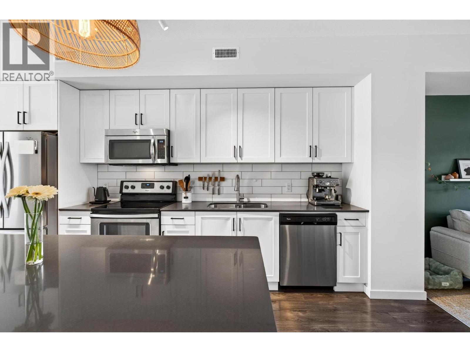 680 Old Meadows Road Unit# 33, Kelowna, British Columbia  V1W 5L4 - Photo 5 - 10383007