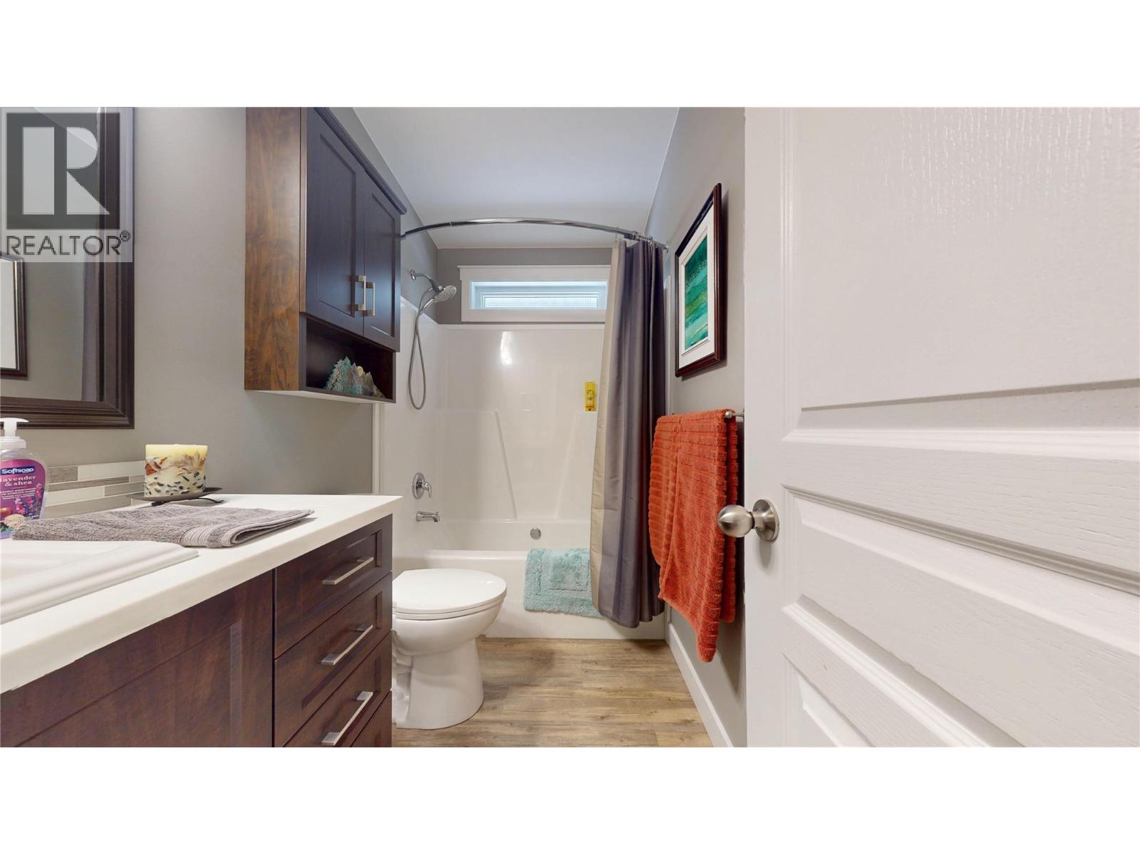 4160 93 Highway, Grasmere, British Columbia  V0B 1R0 - Photo 22 - 10382975