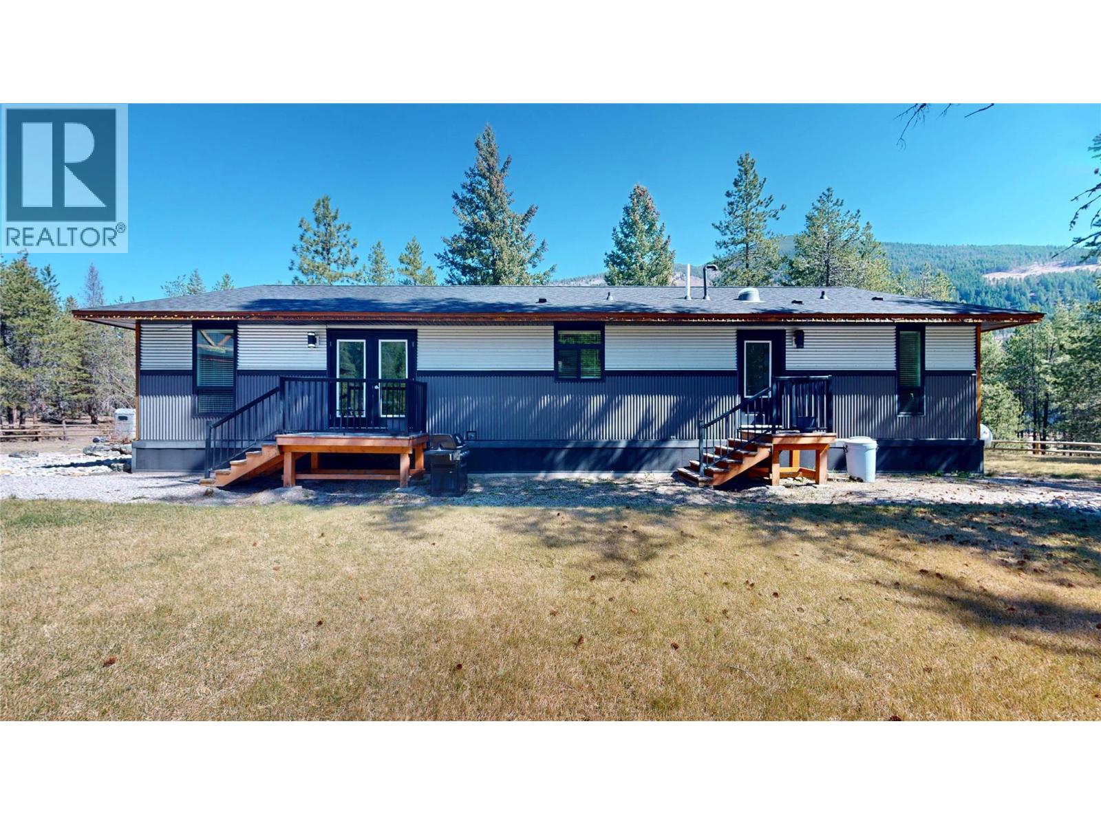 4160 93 Highway, Grasmere, British Columbia  V0B 1R0 - Photo 27 - 10382975