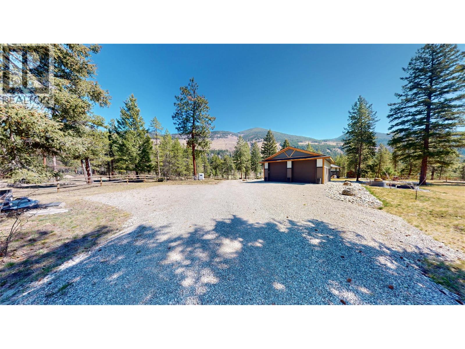 4160 93 Highway, Grasmere, British Columbia  V0B 1R0 - Photo 30 - 10382975