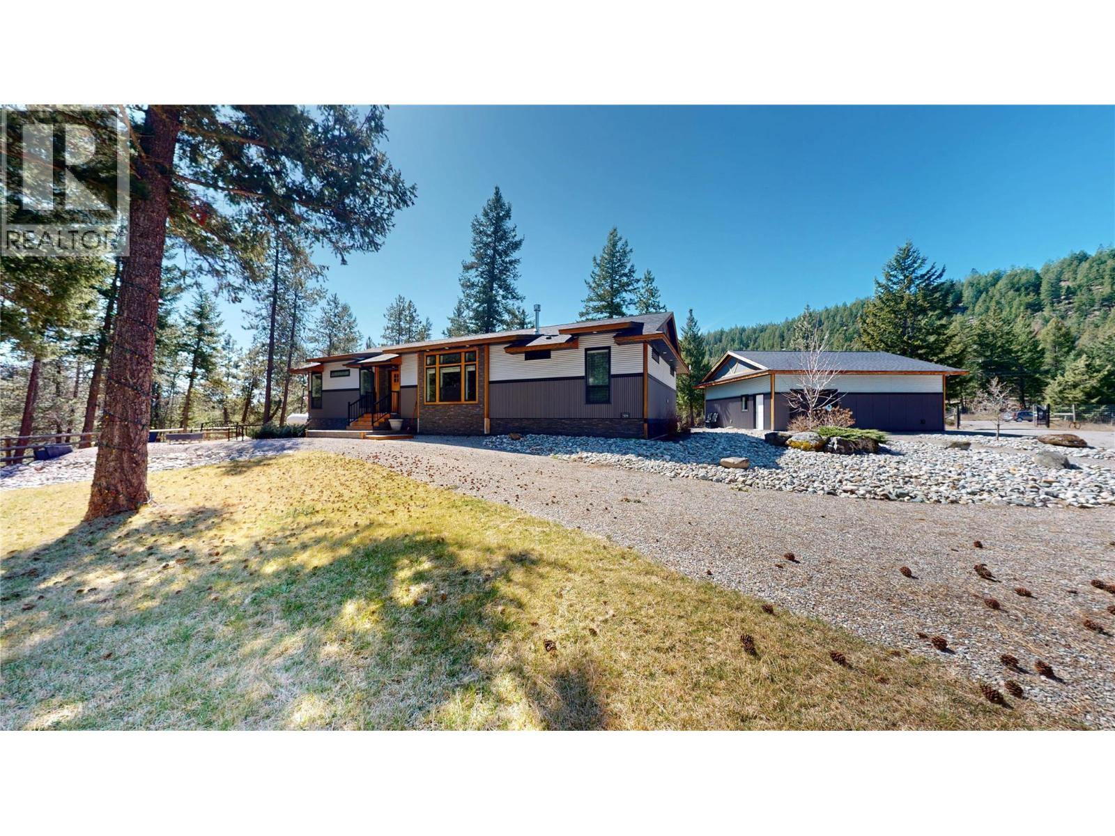 4160 93 Highway, Grasmere, British Columbia  V0B 1R0 - Photo 32 - 10382975