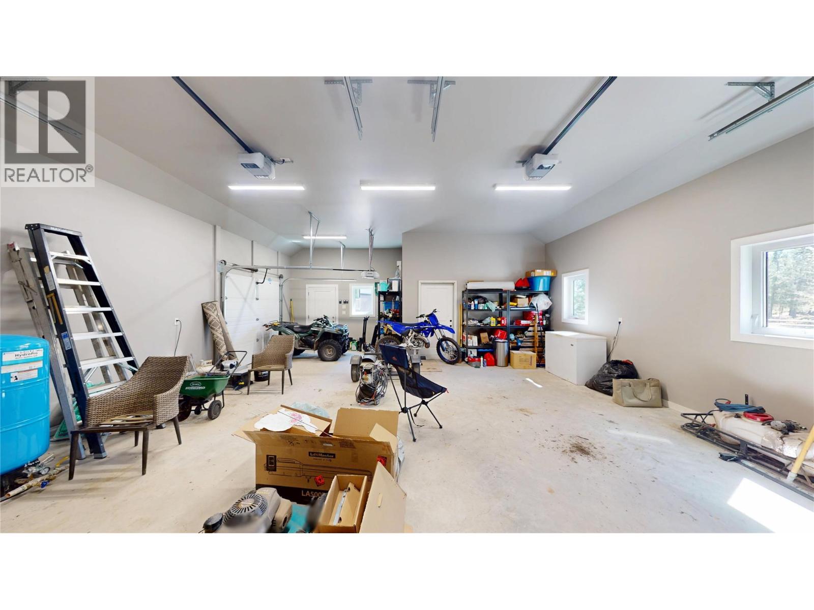 4160 93 Highway, Grasmere, British Columbia  V0B 1R0 - Photo 36 - 10382975