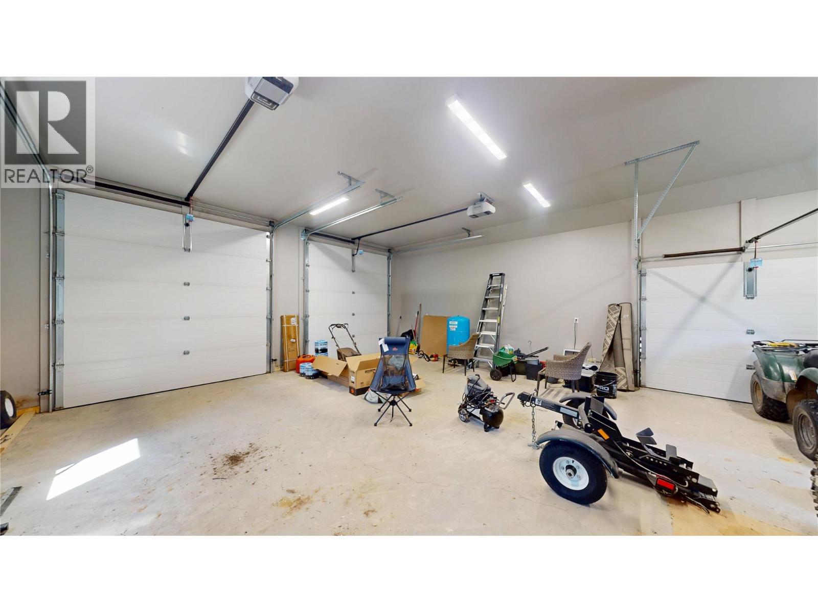 4160 93 Highway, Grasmere, British Columbia  V0B 1R0 - Photo 38 - 10382975