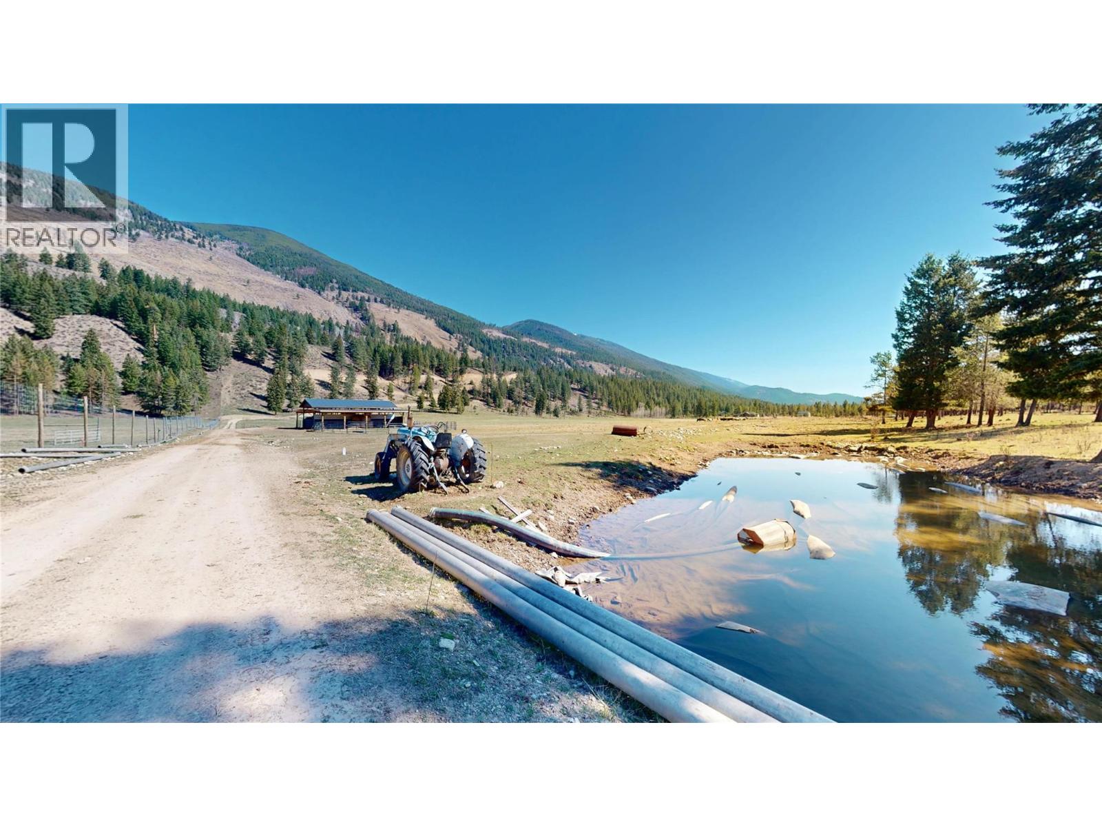 4160 93 Highway, Grasmere, British Columbia  V0B 1R0 - Photo 39 - 10382975