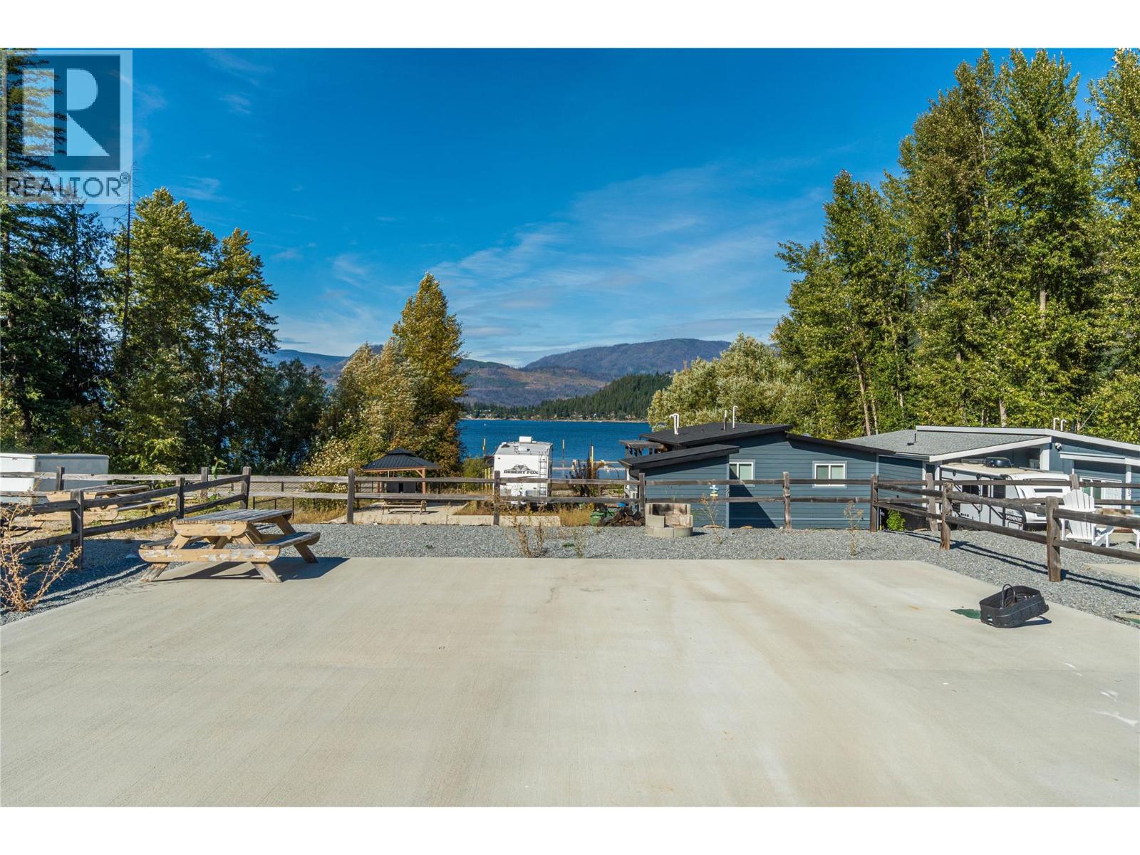 2695 Blind Bay Road Unit# 79, Blind Bay, British Columbia  V0E 1H1 - Photo 12 - 10382968