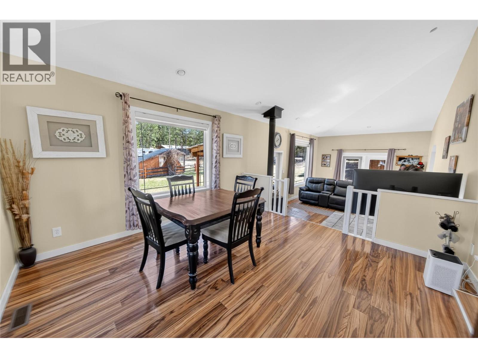 2800 34th Avenue S, Cranbrook, British Columbia  V1C 6Z5 - Photo 11 - 10382932