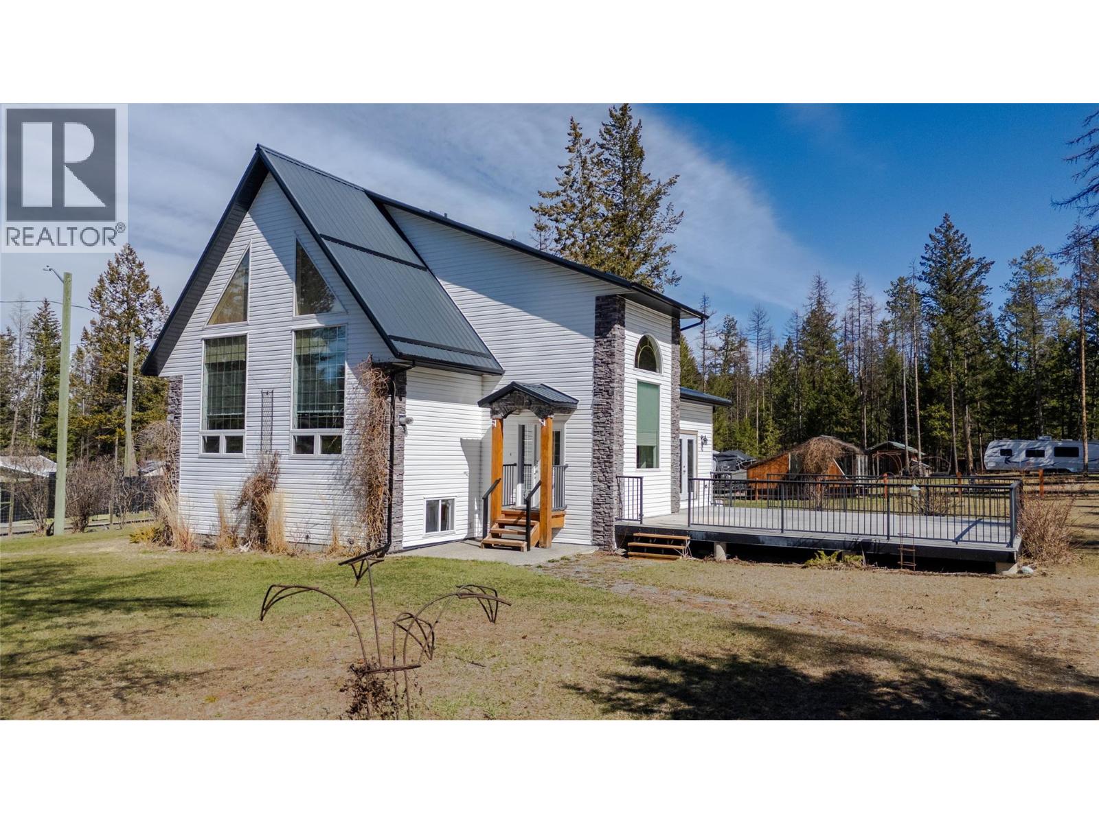 2800 34th Avenue S, Cranbrook, British Columbia  V1C 6Z5 - Photo 2 - 10382932