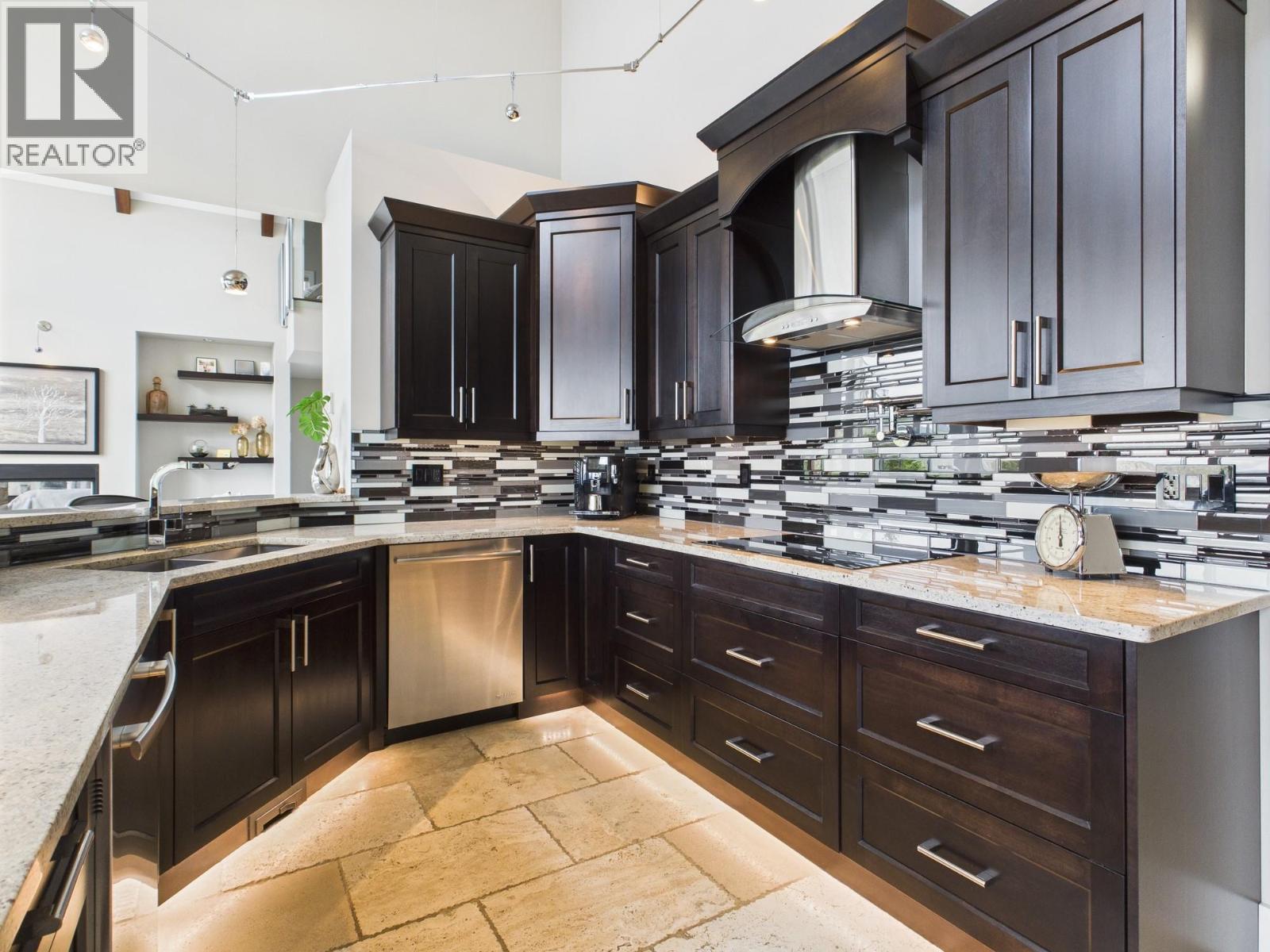 560 Sasquatch Trail, Osoyoos, British Columbia  V0H 1V3 - Photo 18 - 10382538