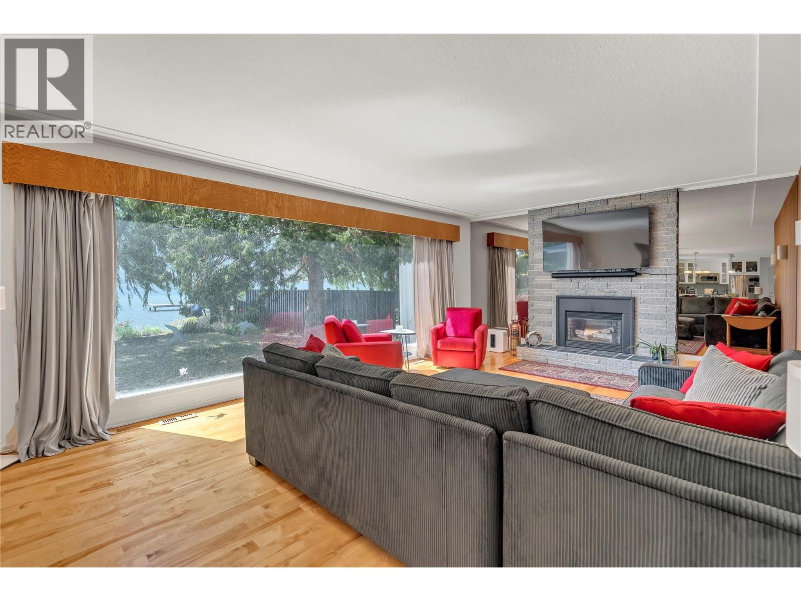 4589 Lakeside Road, Penticton, British Columbia  V2A 8W4 - Photo 19 - 10383027