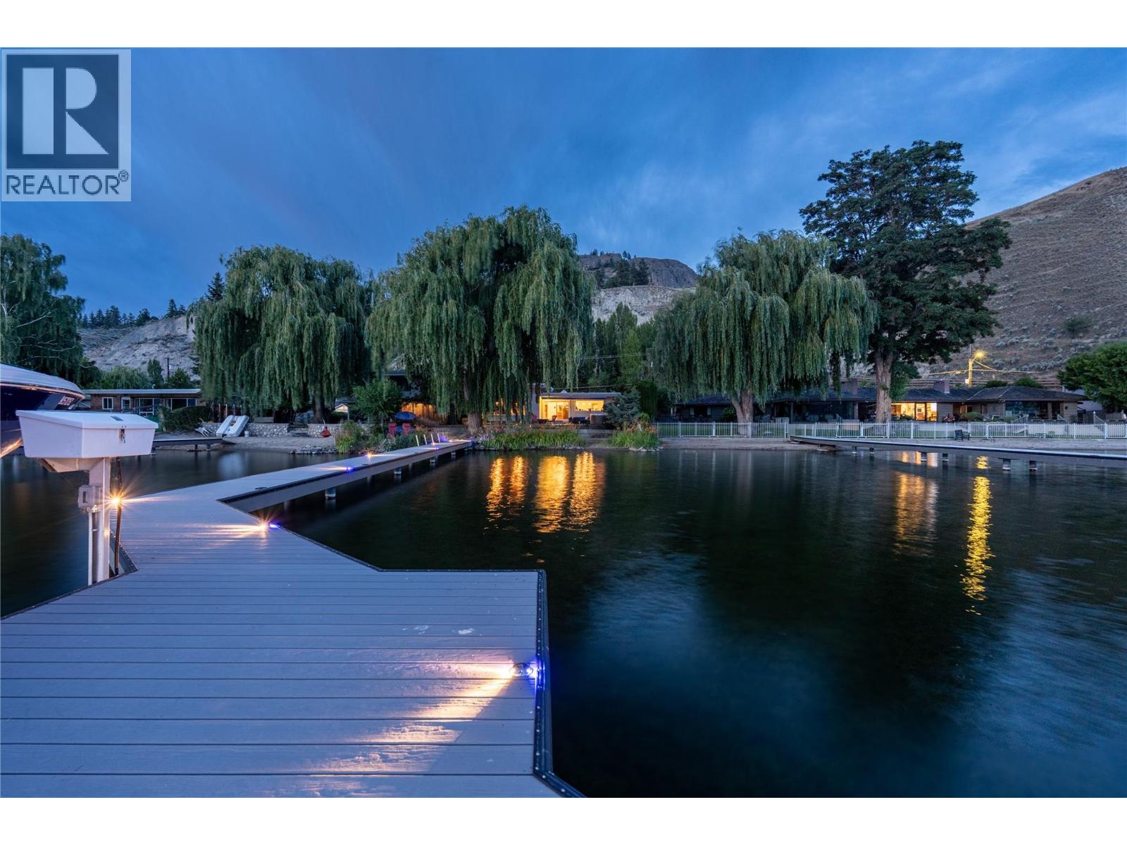 4589 Lakeside Road, Penticton, British Columbia  V2A 8W4 - Photo 3 - 10383027