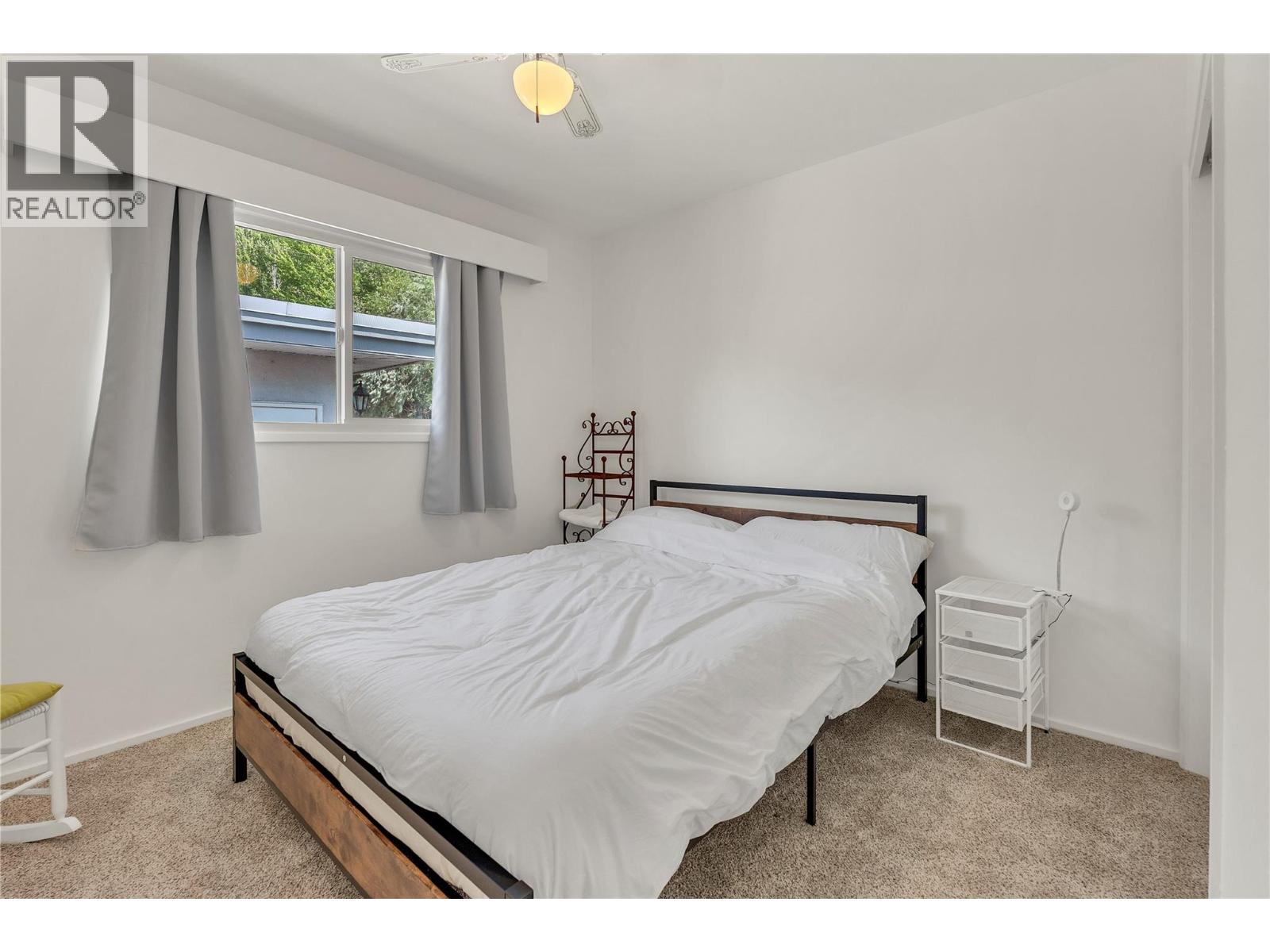 4589 Lakeside Road, Penticton, British Columbia  V2A 8W4 - Photo 34 - 10383027