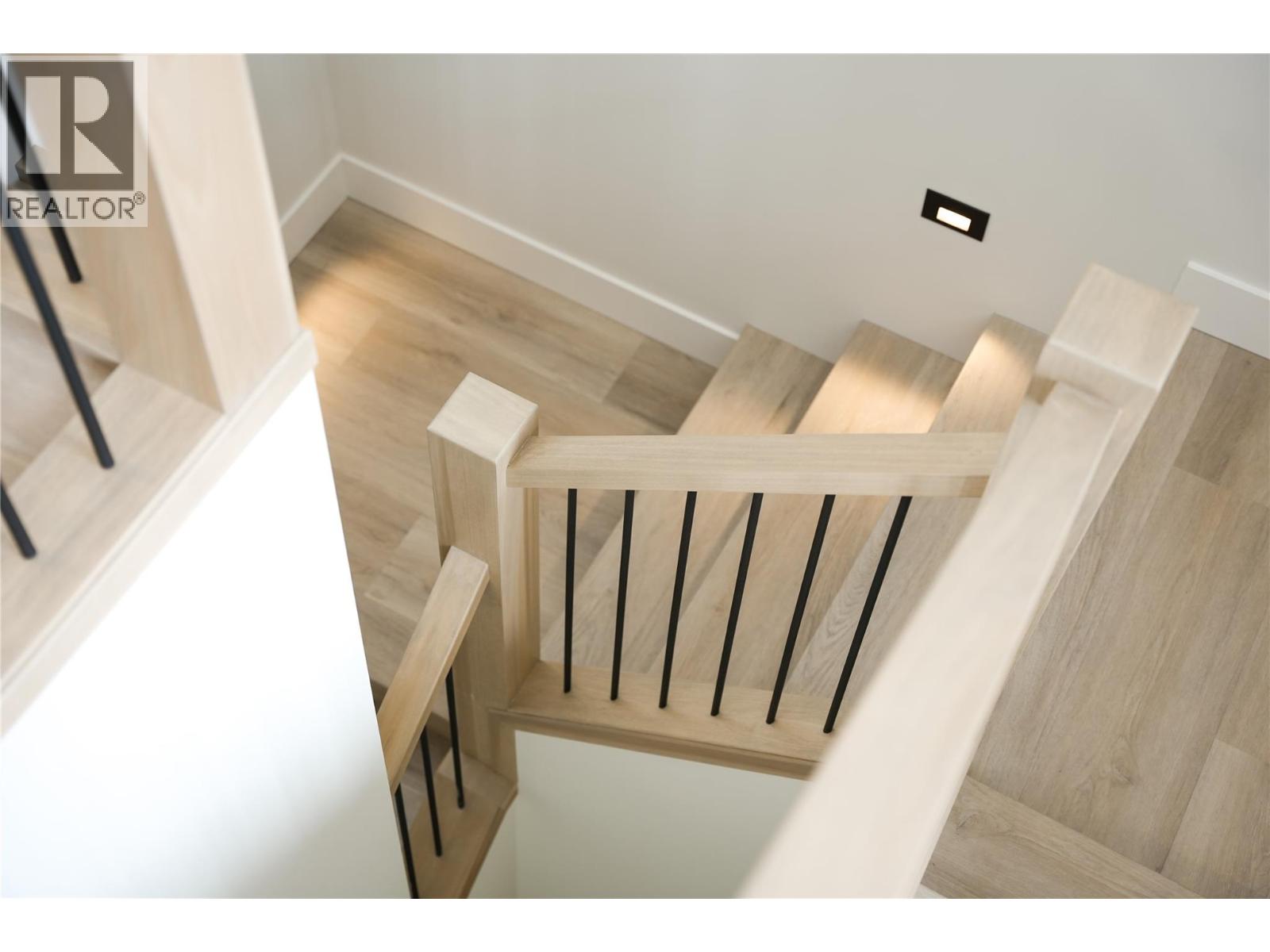 1458 Alta Vista Road Unit# B, Kelowna, British Columbia  V1Y 6L1 - Photo 14 - 10382963