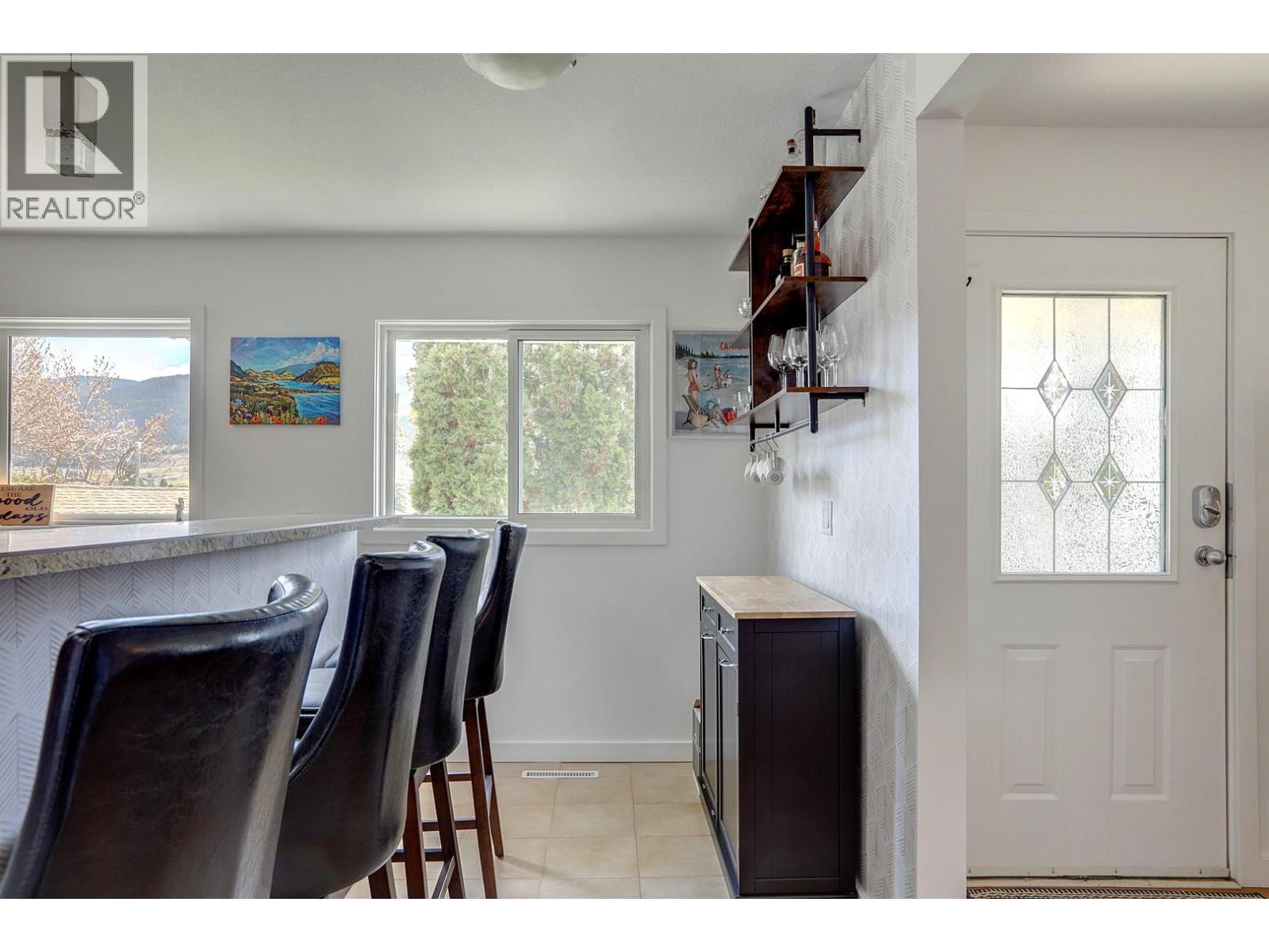 9811 Venables Drive, Vernon, British Columbia  V1B 2K1 - Photo 11 - 10381676