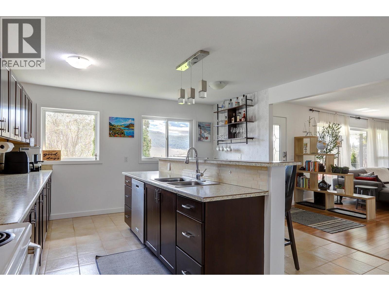 9811 Venables Drive, Vernon, British Columbia  V1B 2K1 - Photo 14 - 10381676