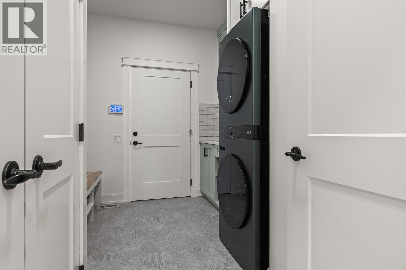 629 Almandine Court, Kelowna, British Columbia  V1W 4Z5 - Photo 37 - 10373724