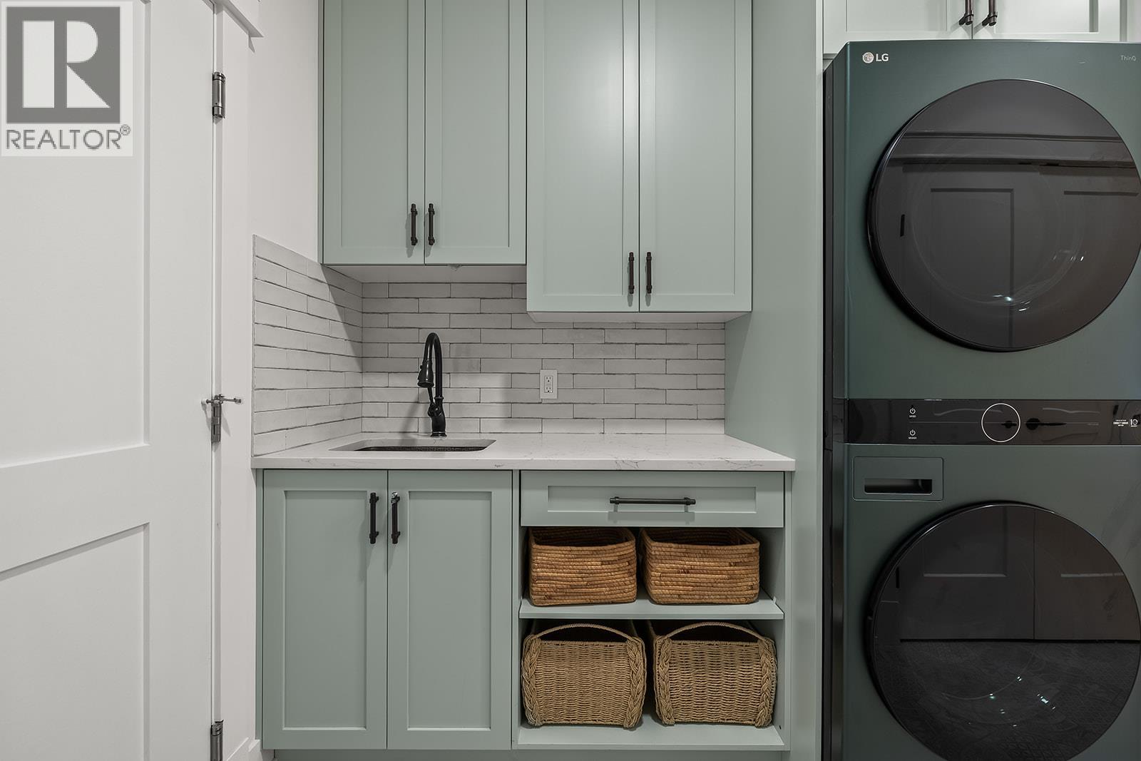 629 Almandine Court, Kelowna, British Columbia  V1W 4Z5 - Photo 38 - 10373724