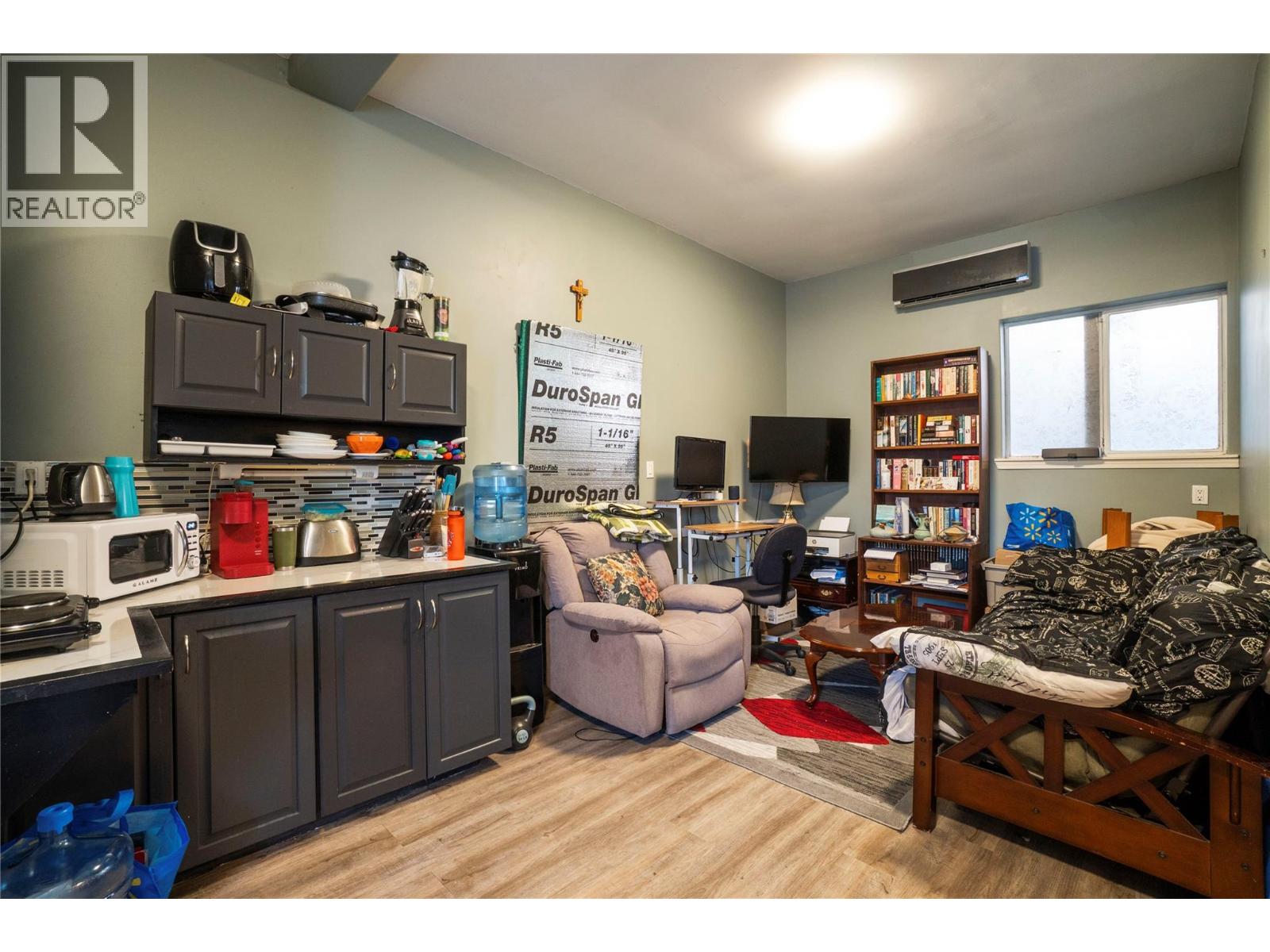 6327 Squilax-Anglemont Road, Magna Bay, British Columbia  V0E 1M7 - Photo 21 - 10382728