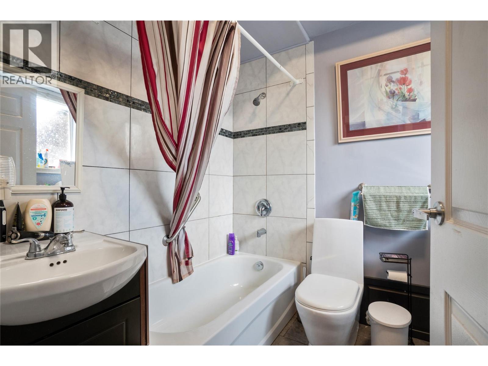 6327 Squilax-Anglemont Road, Magna Bay, British Columbia  V0E 1M7 - Photo 25 - 10382728