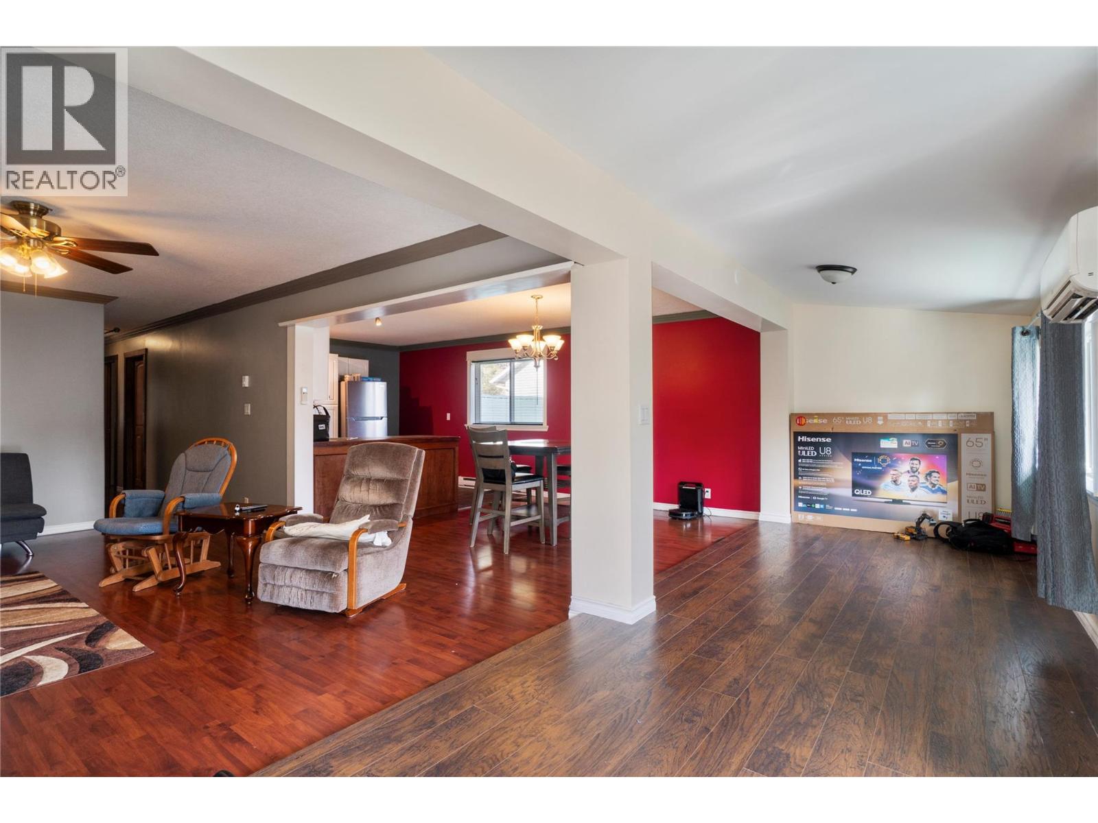 6327 Squilax-Anglemont Road, Magna Bay, British Columbia  V0E 1M7 - Photo 30 - 10382728