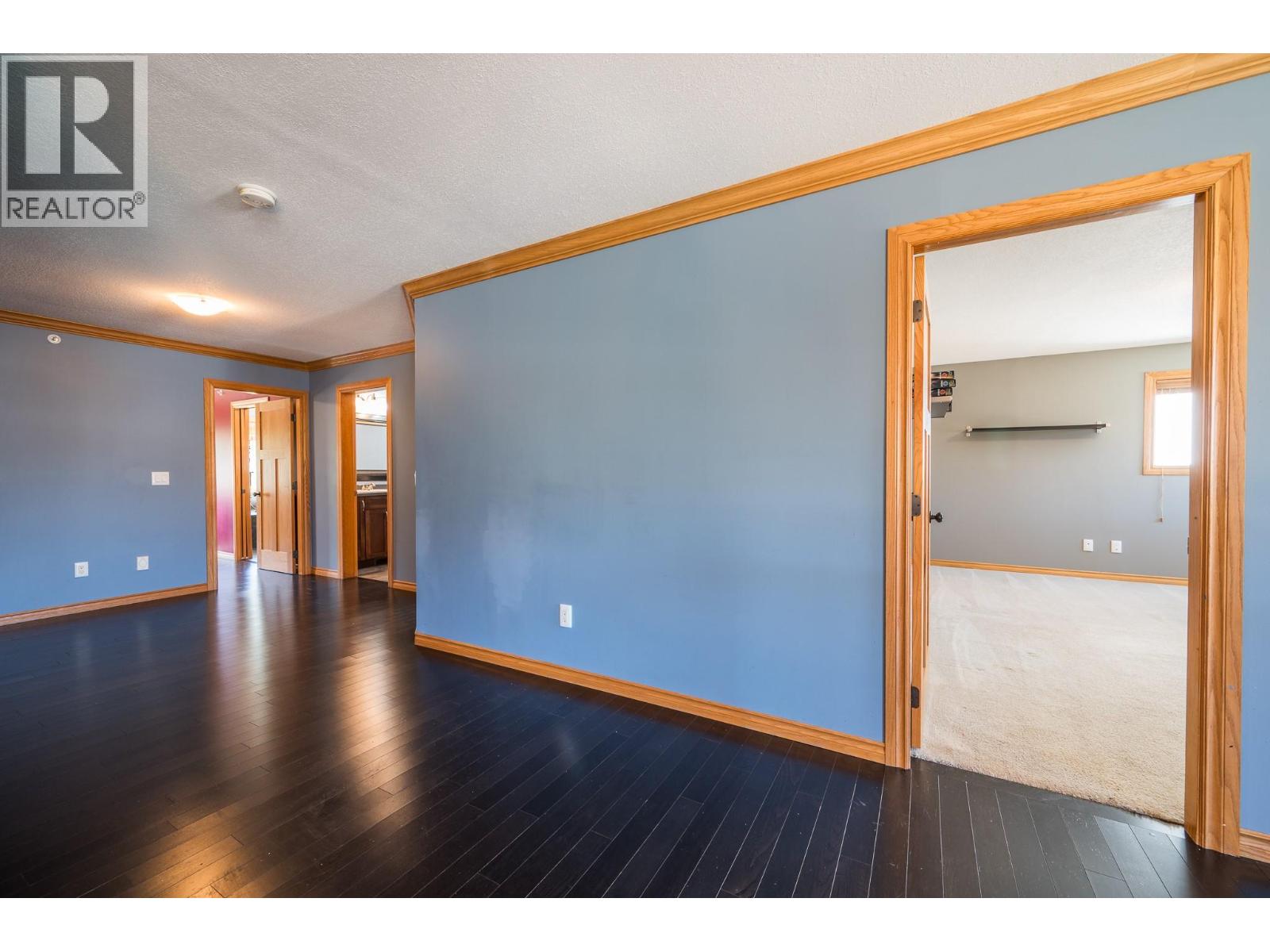 8925 Grizzly Crescent, Kamloops, British Columbia  V2C 6T9 - Photo 14 - 10382046