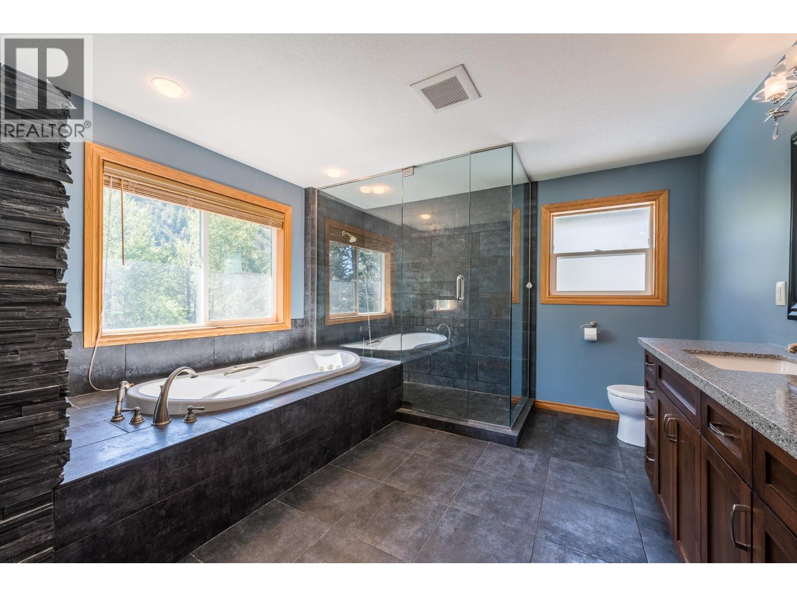 8925 Grizzly Crescent, Kamloops, British Columbia  V2C 6T9 - Photo 19 - 10382046