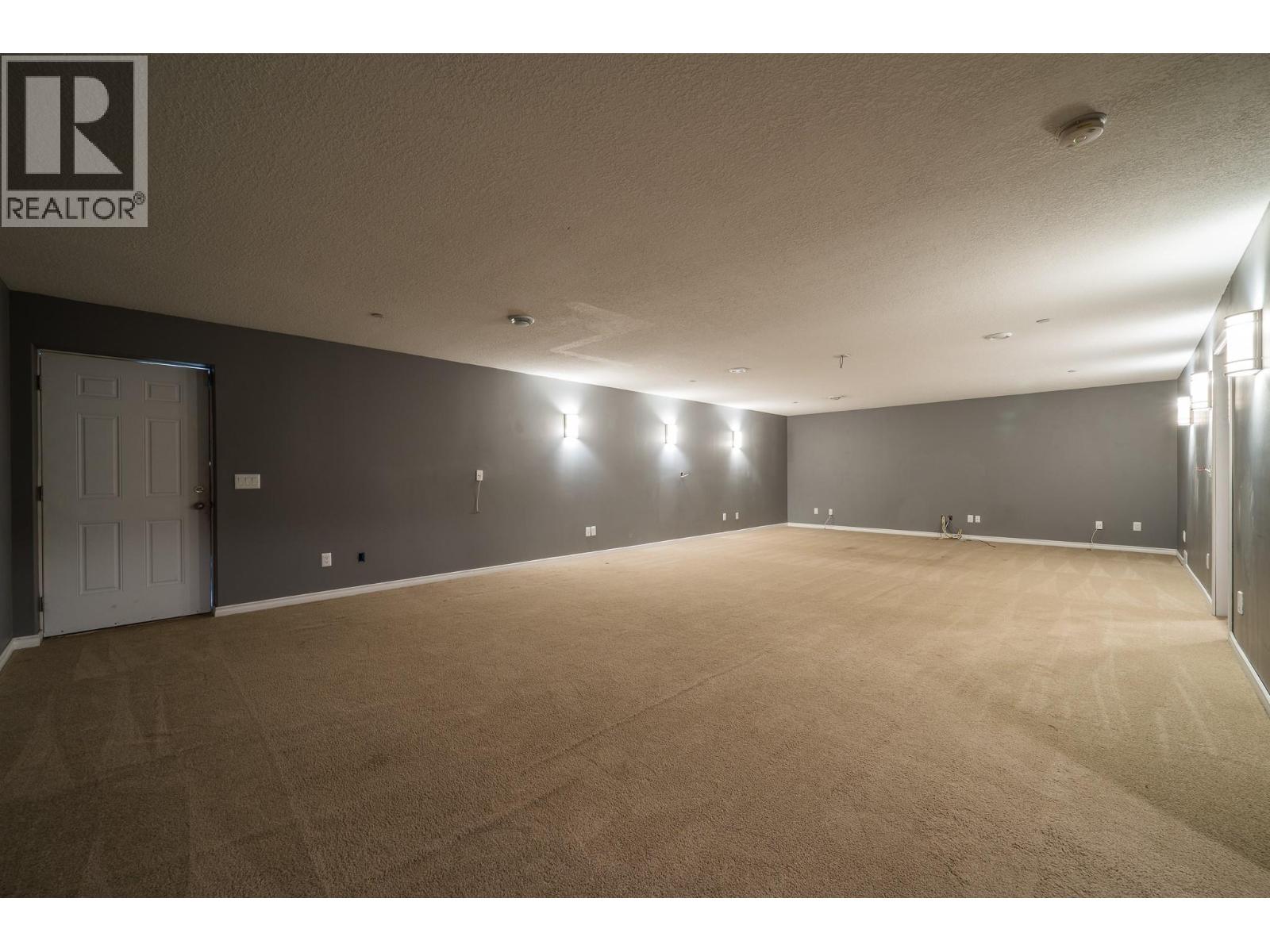 8925 Grizzly Crescent, Kamloops, British Columbia  V2C 6T9 - Photo 25 - 10382046