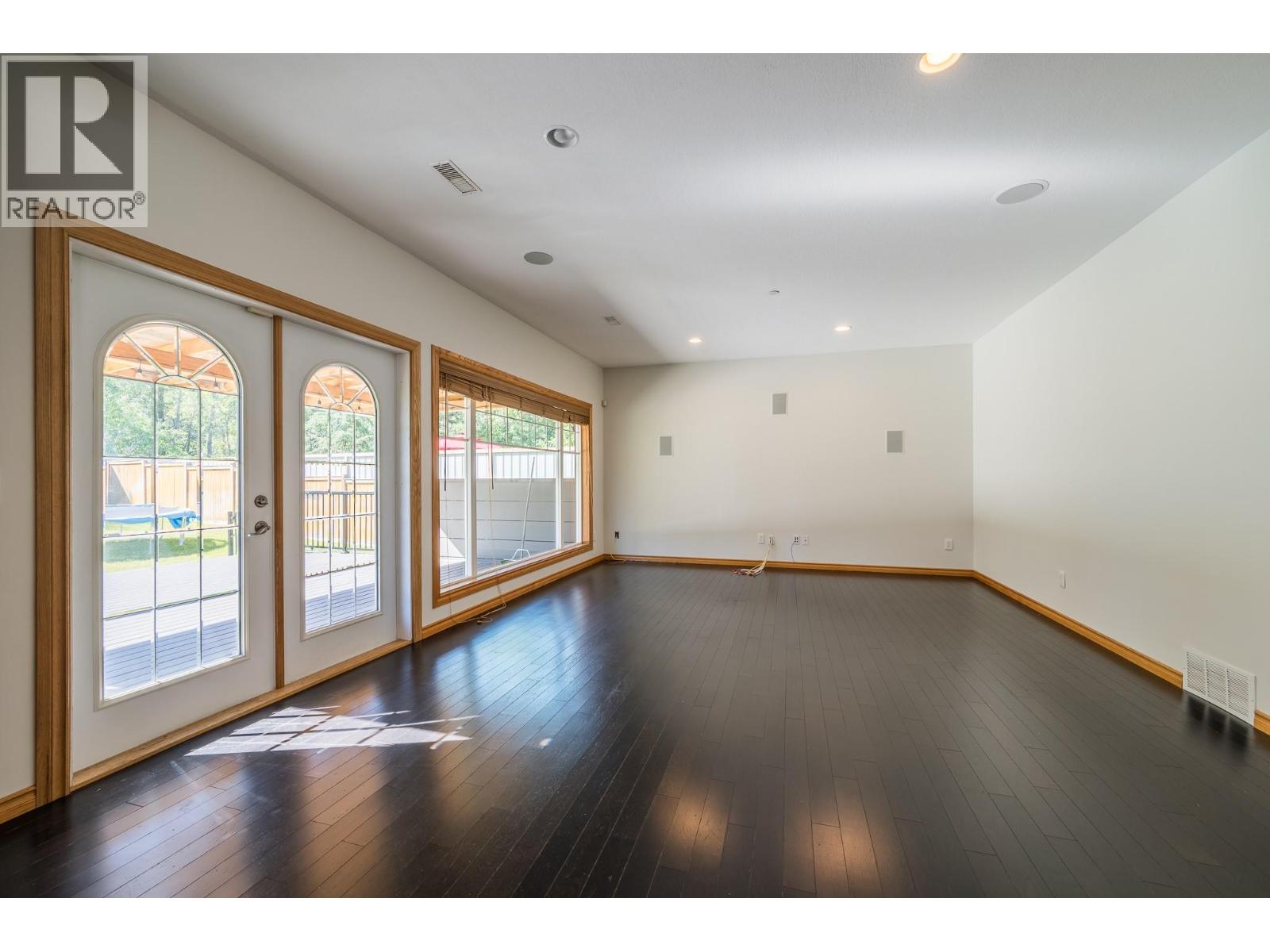 8925 Grizzly Crescent, Kamloops, British Columbia  V2C 6T9 - Photo 6 - 10382046