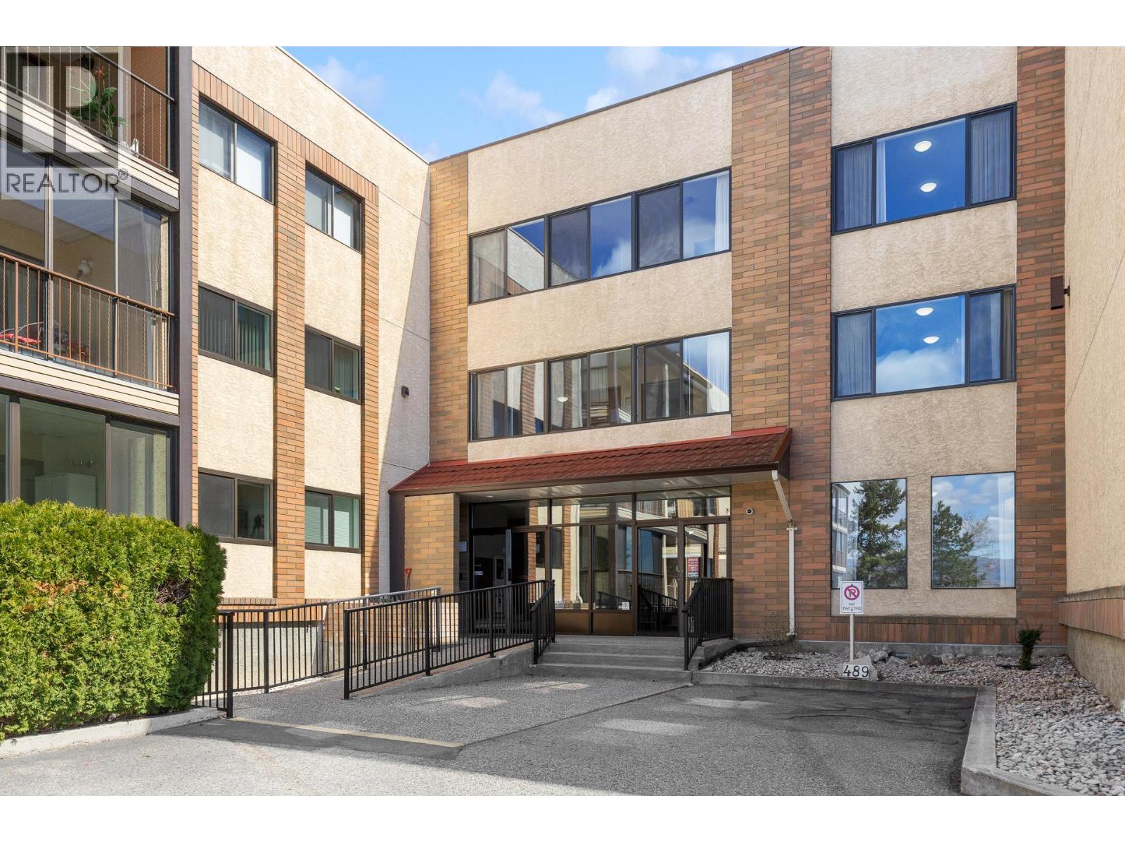 489 Highway 33 W Unit# 319, Kelowna, British Columbia  V1X 1Y2 - Photo 3 - 10382831