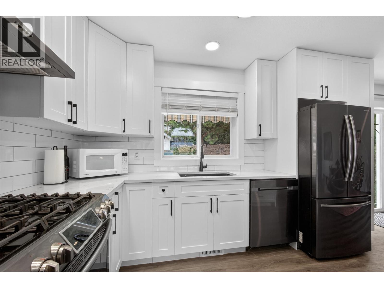 3026 Whispering Hills Drive, West Kelowna, British Columbia  V4T 2M9 - Photo 8 - 10382756